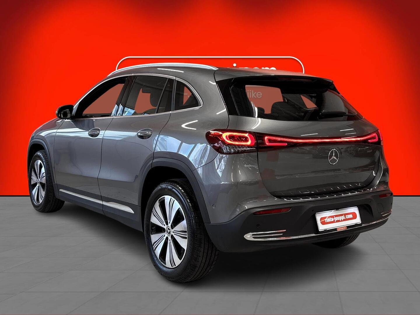 MERCEDES-BENZ EQA 2022