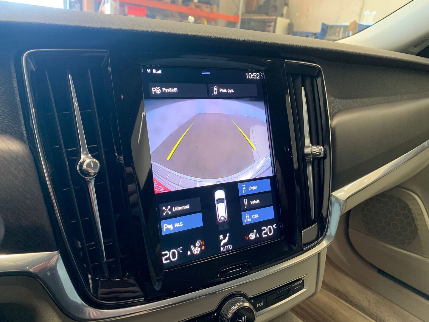 VOLVO V90 CROSS COUNTRY 2017