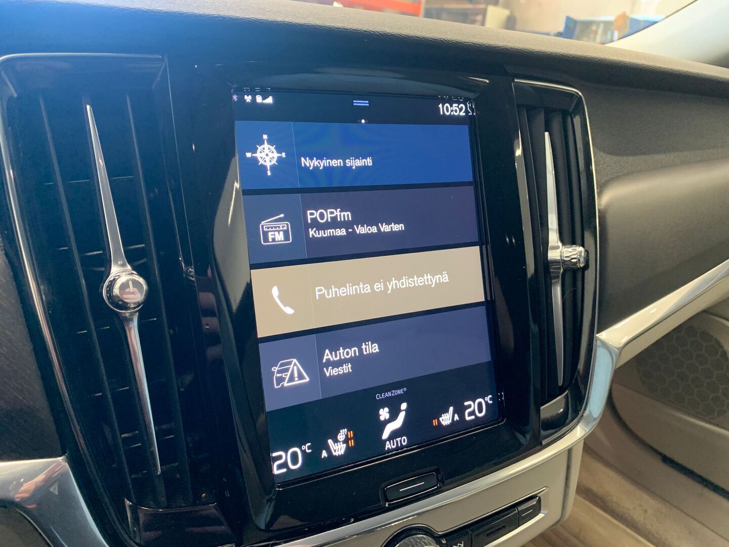 VOLVO V90 CROSS COUNTRY 2017