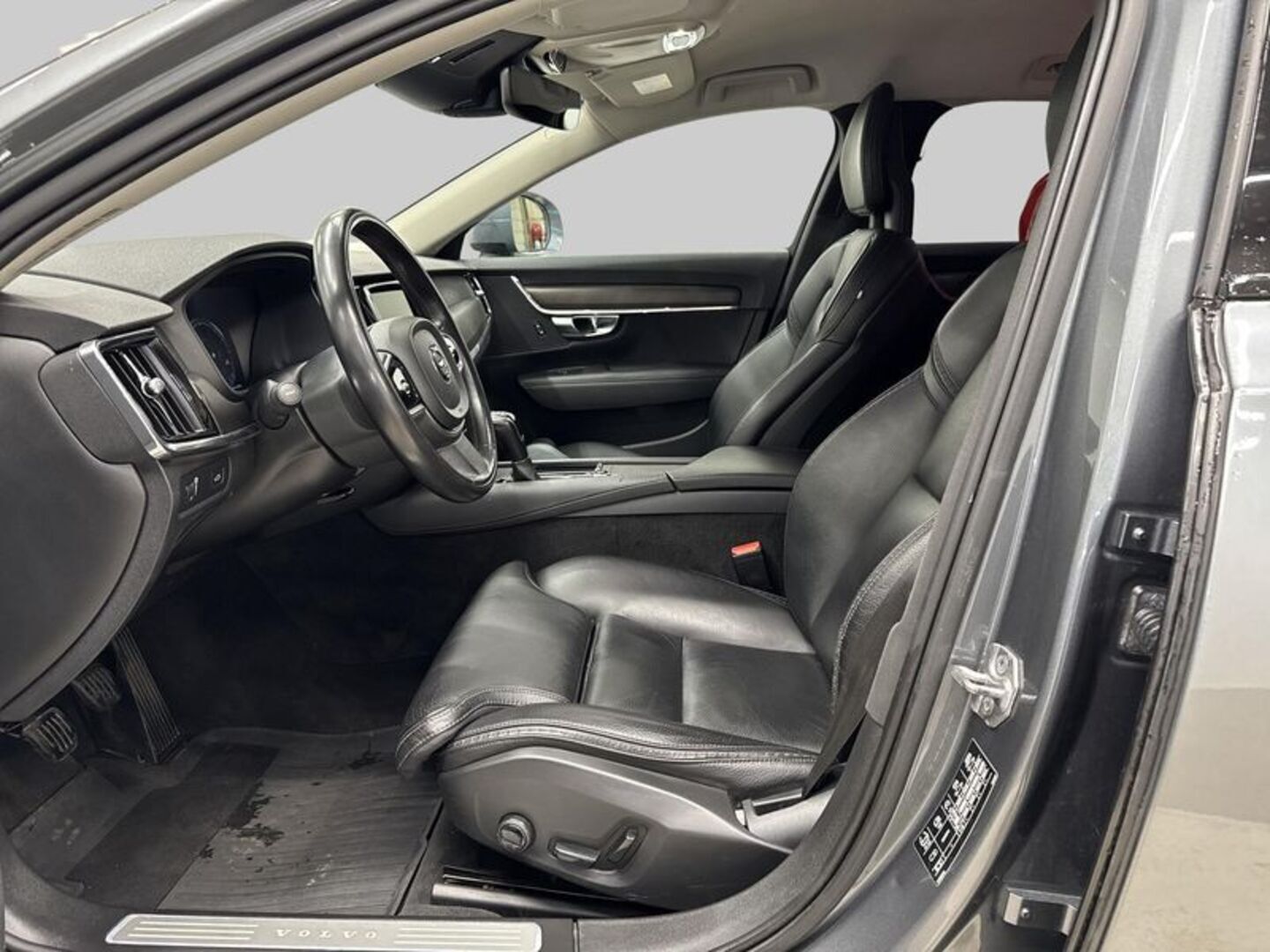 VOLVO V90 CROSS COUNTRY 2018