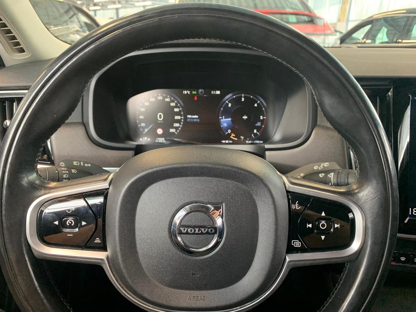 VOLVO V90 CROSS COUNTRY 2018