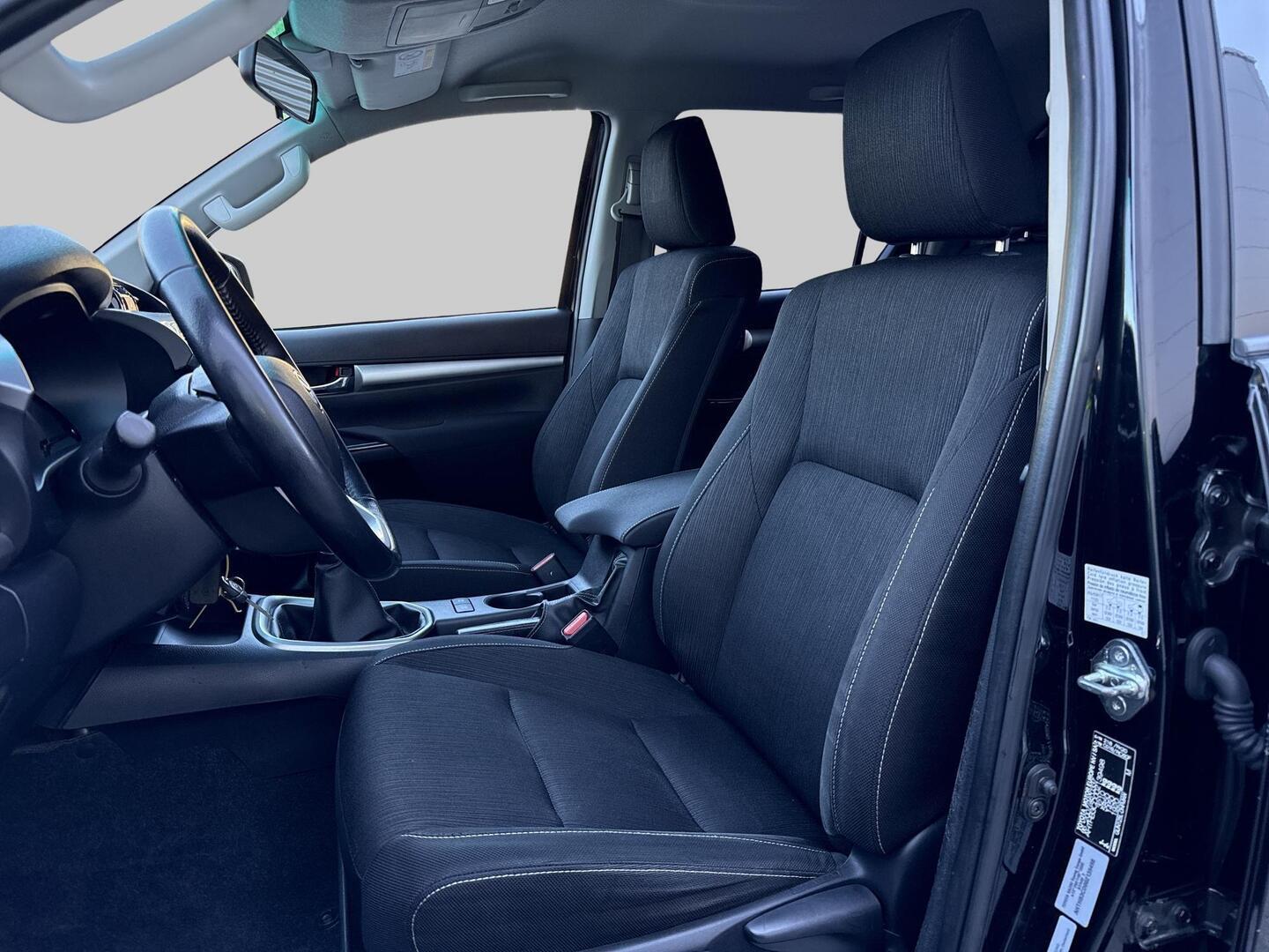 TOYOTA HILUX 2020