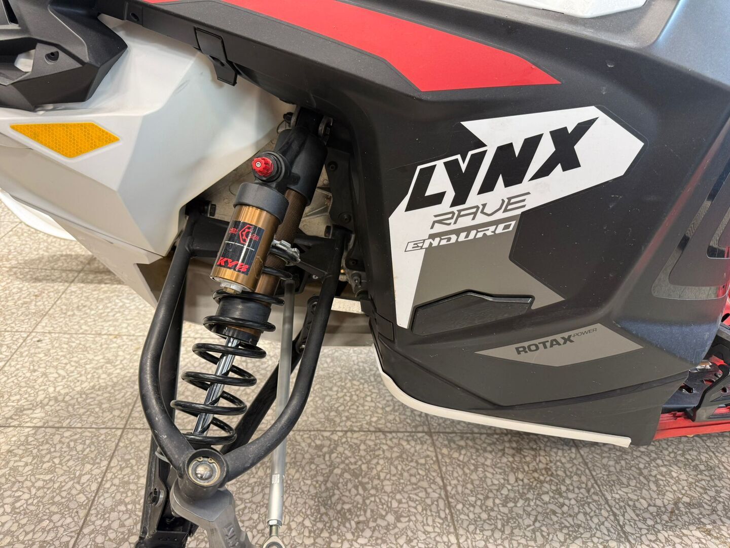 LYNX RAVE 2023