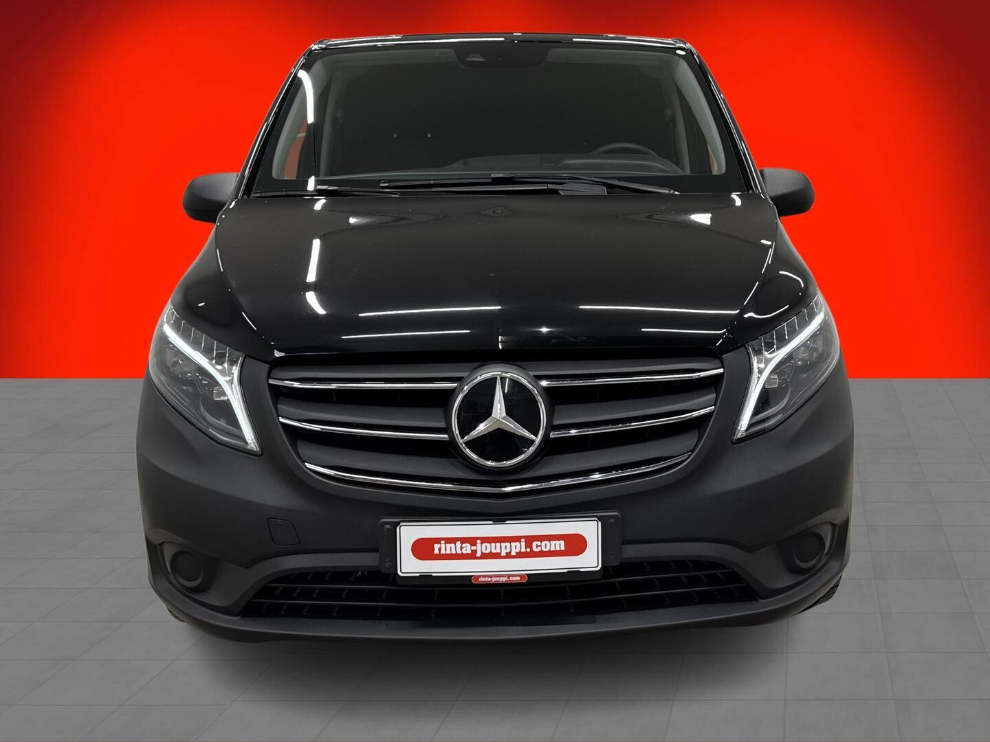 MERCEDES-BENZ VITO 2023