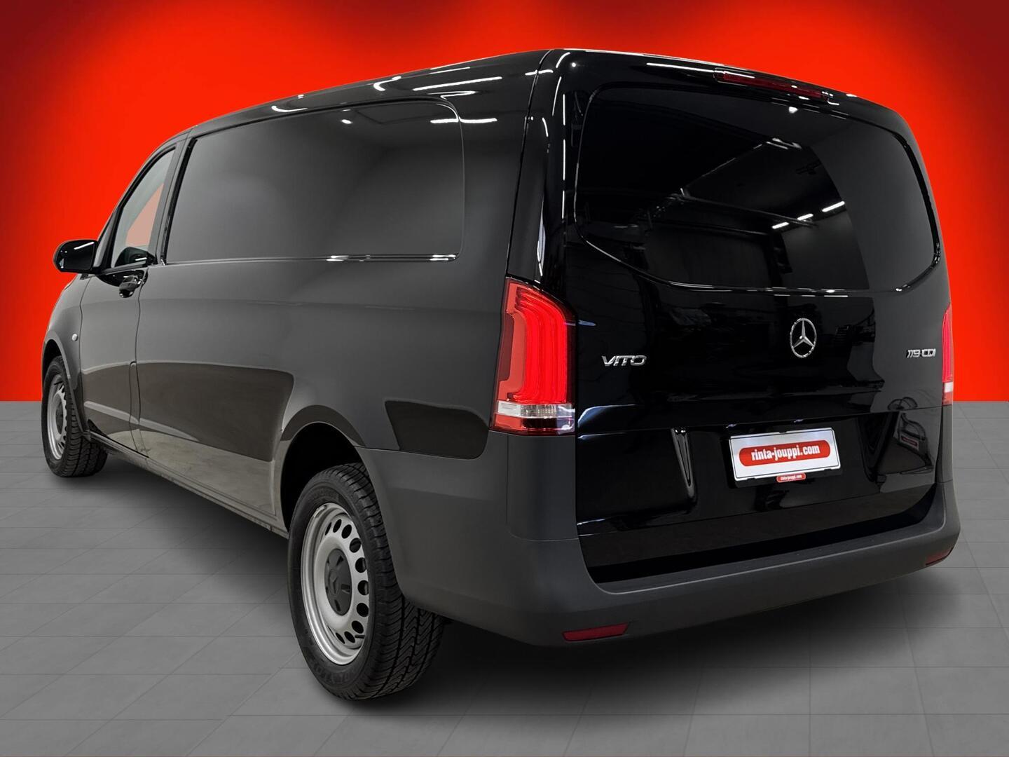 MERCEDES-BENZ VITO 2023