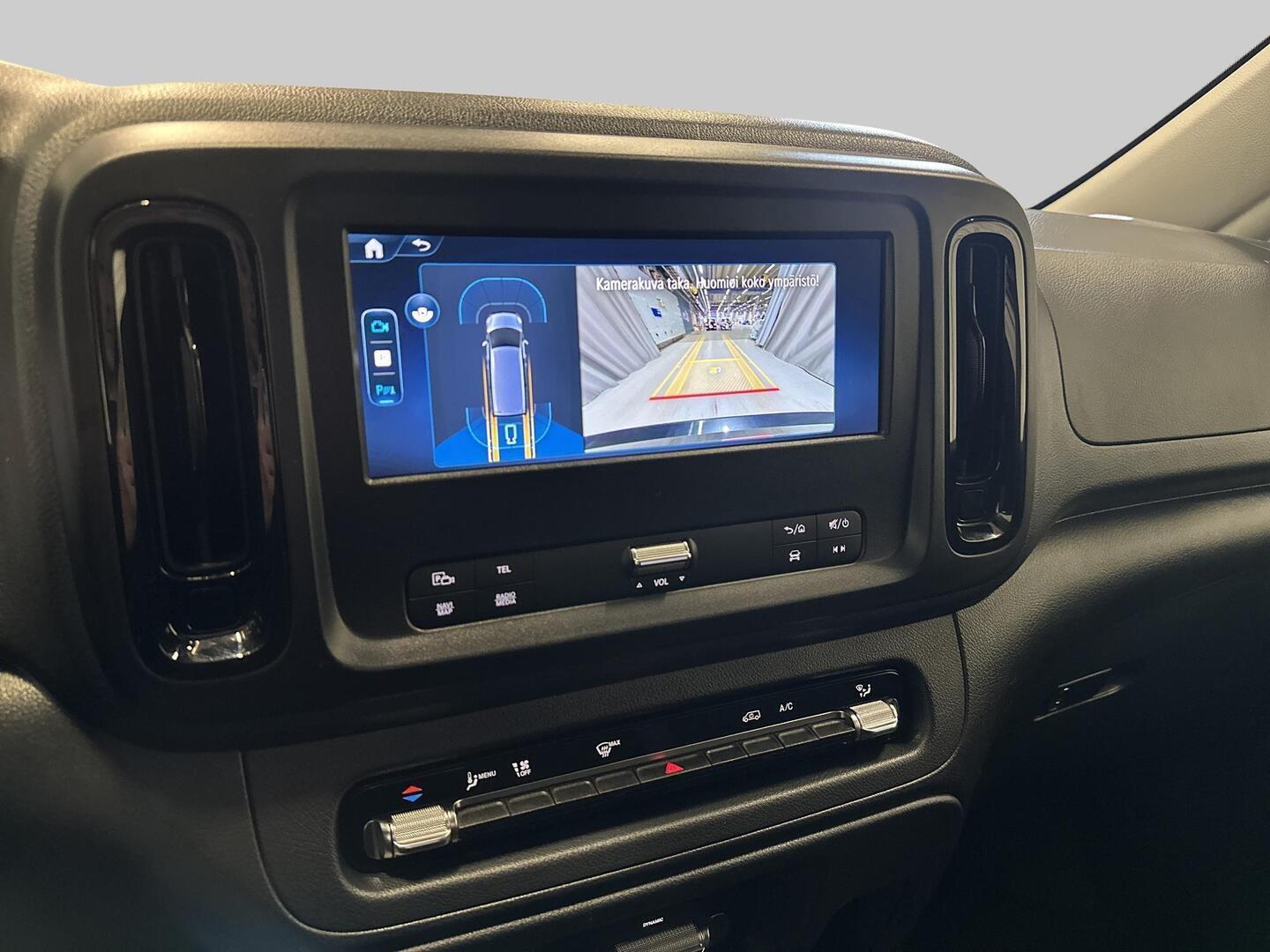 MERCEDES-BENZ VITO 2025