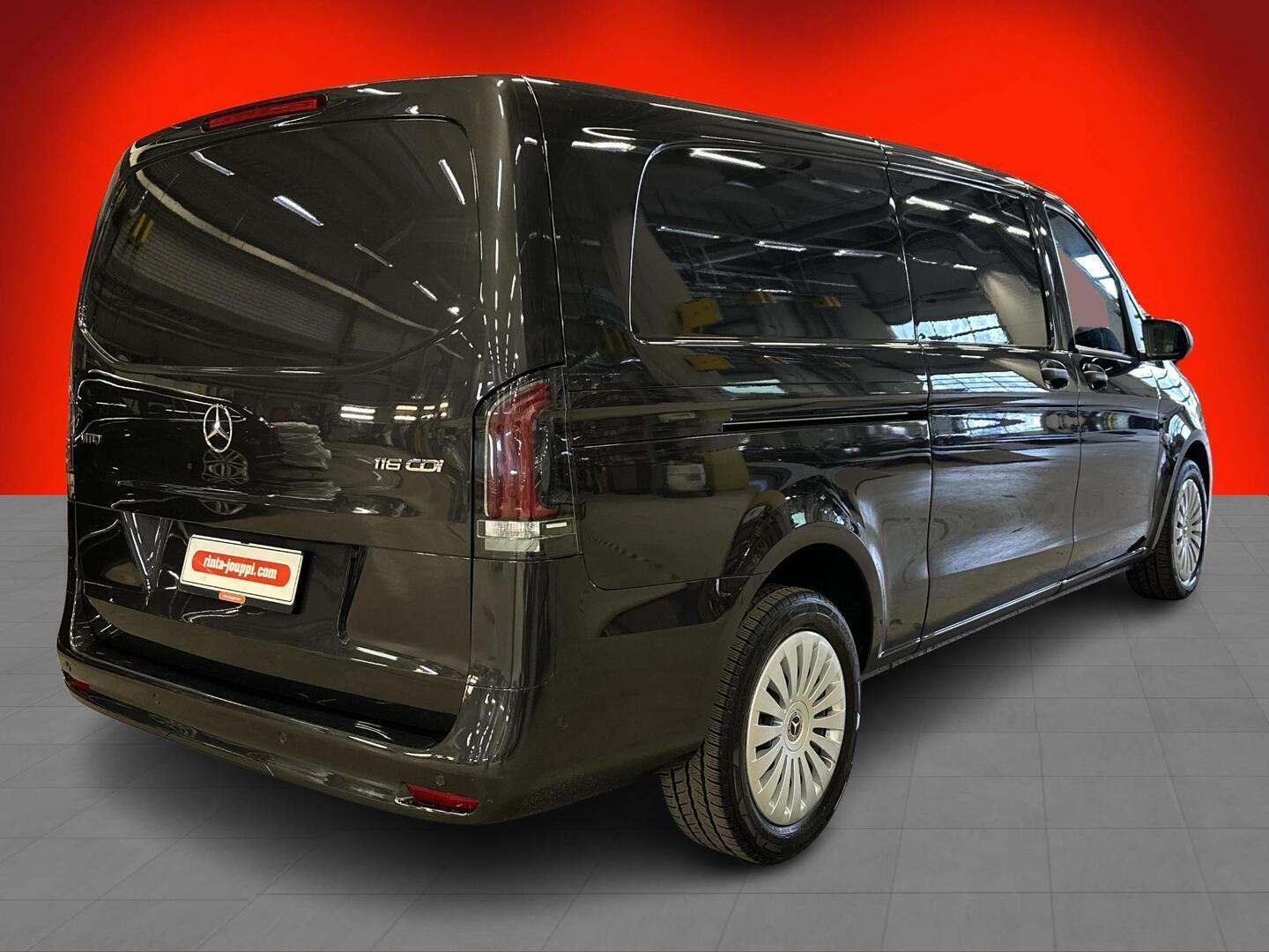 MERCEDES-BENZ VITO 2025