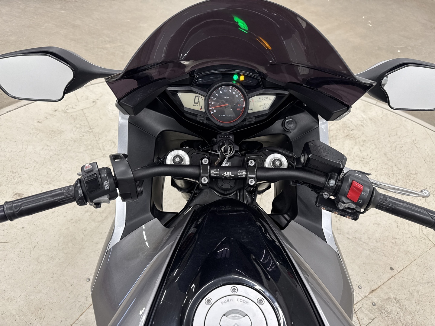 HONDA VFR 2011