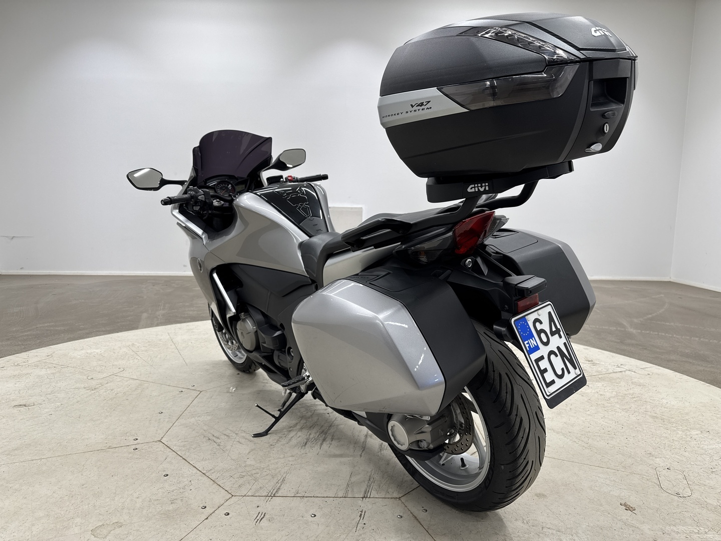 HONDA VFR 2011