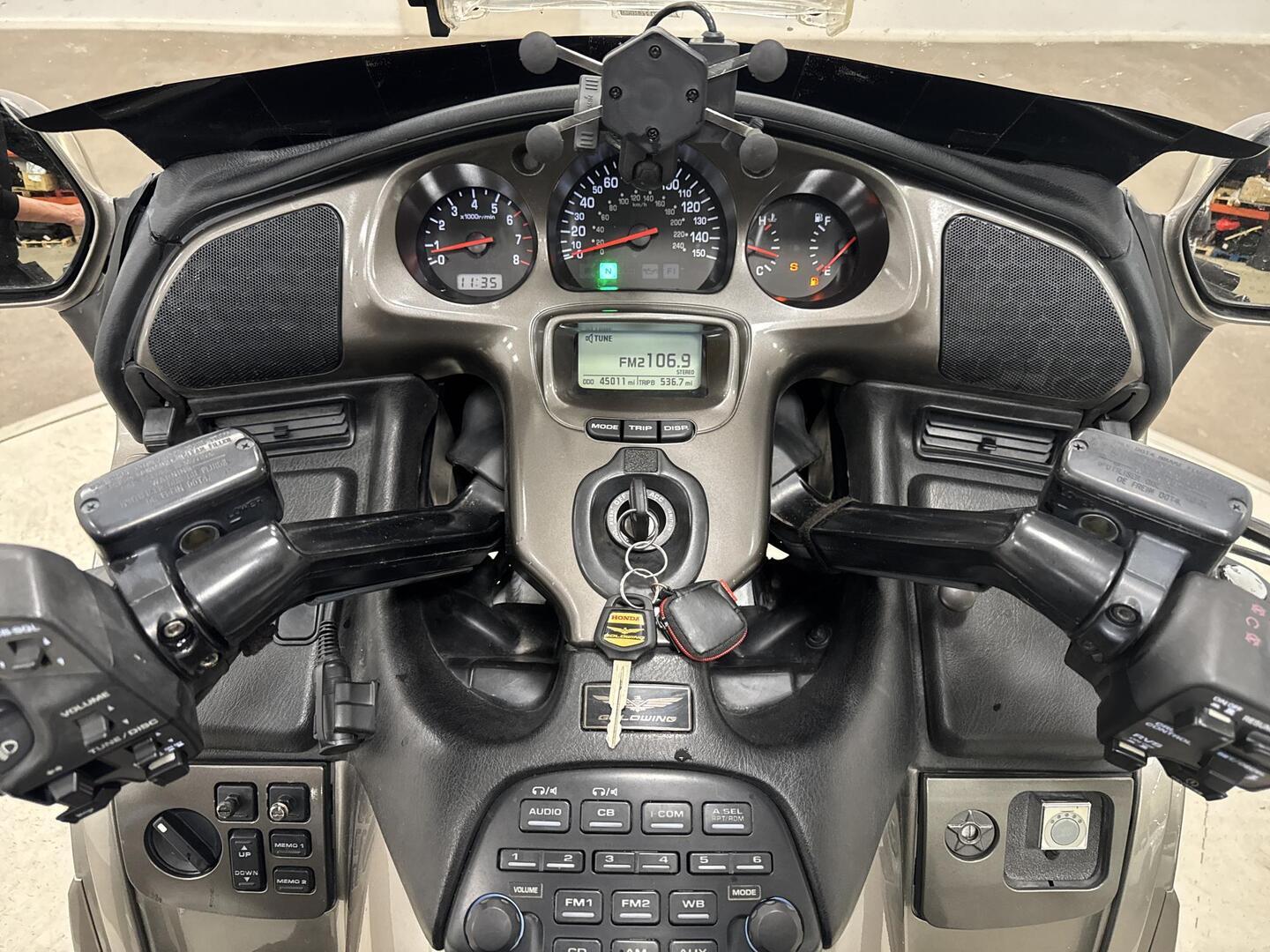 HONDA GL 2005