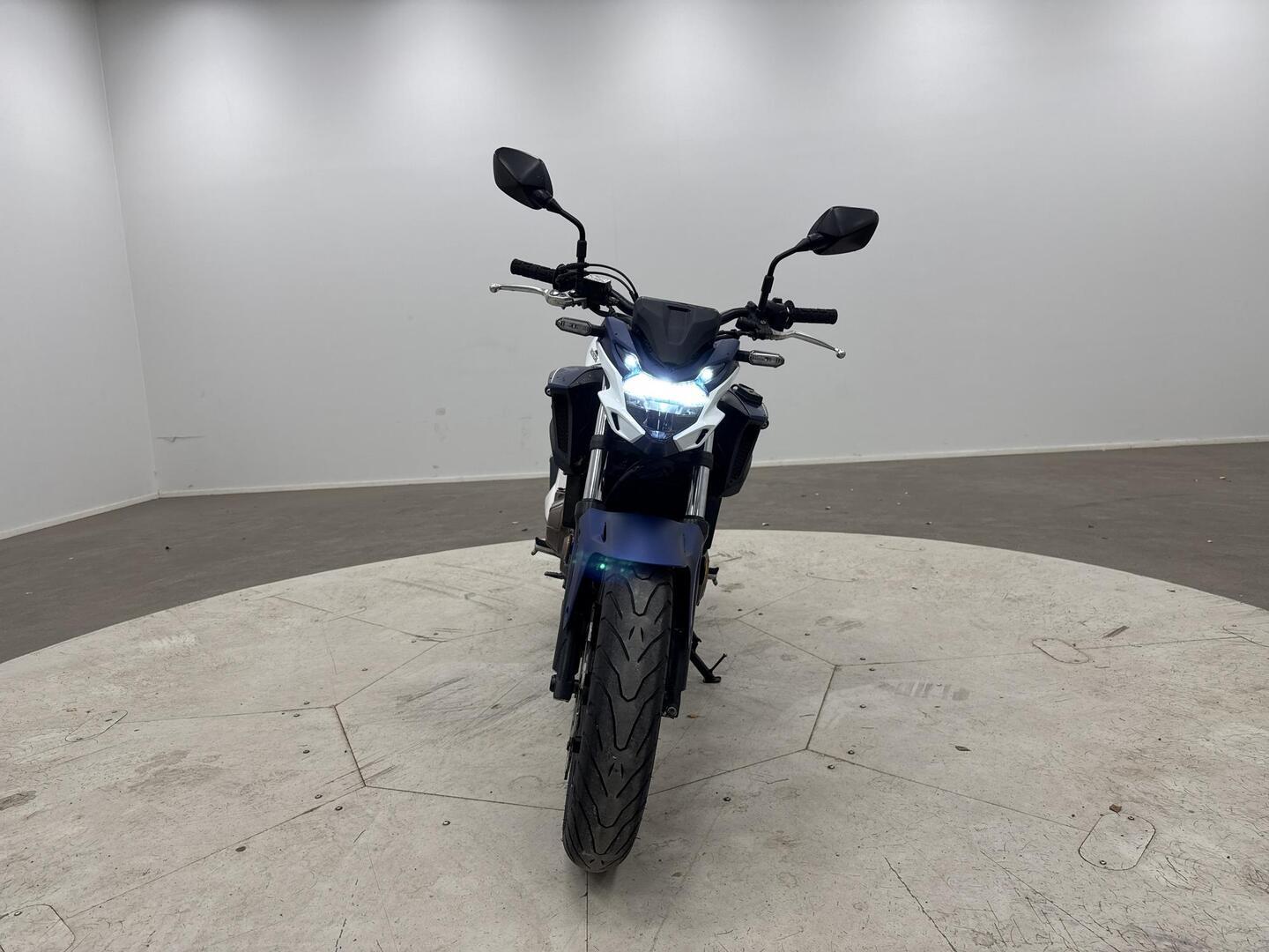 HONDA CB 2020