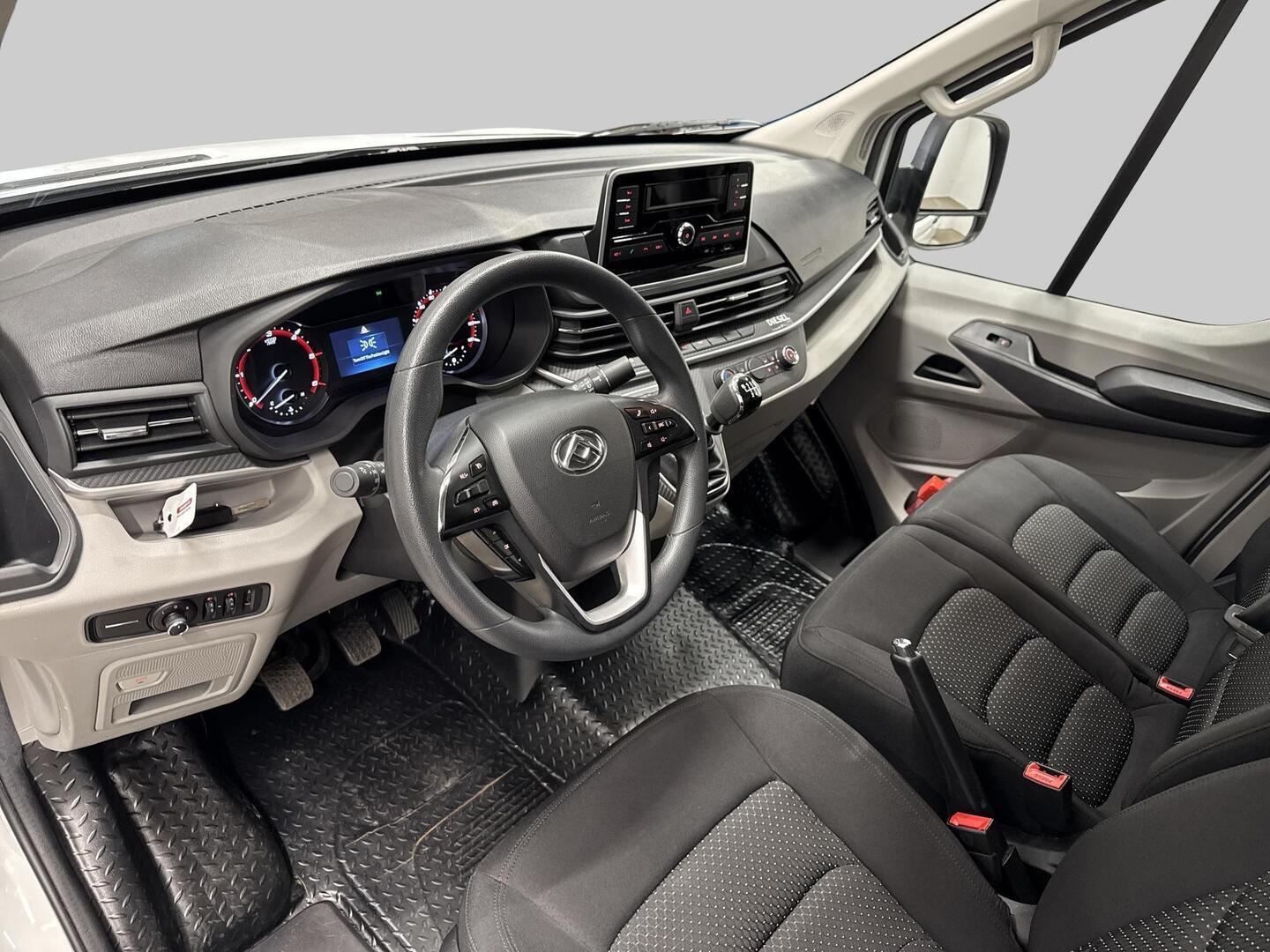 MAXUS DELIVER 9 2022