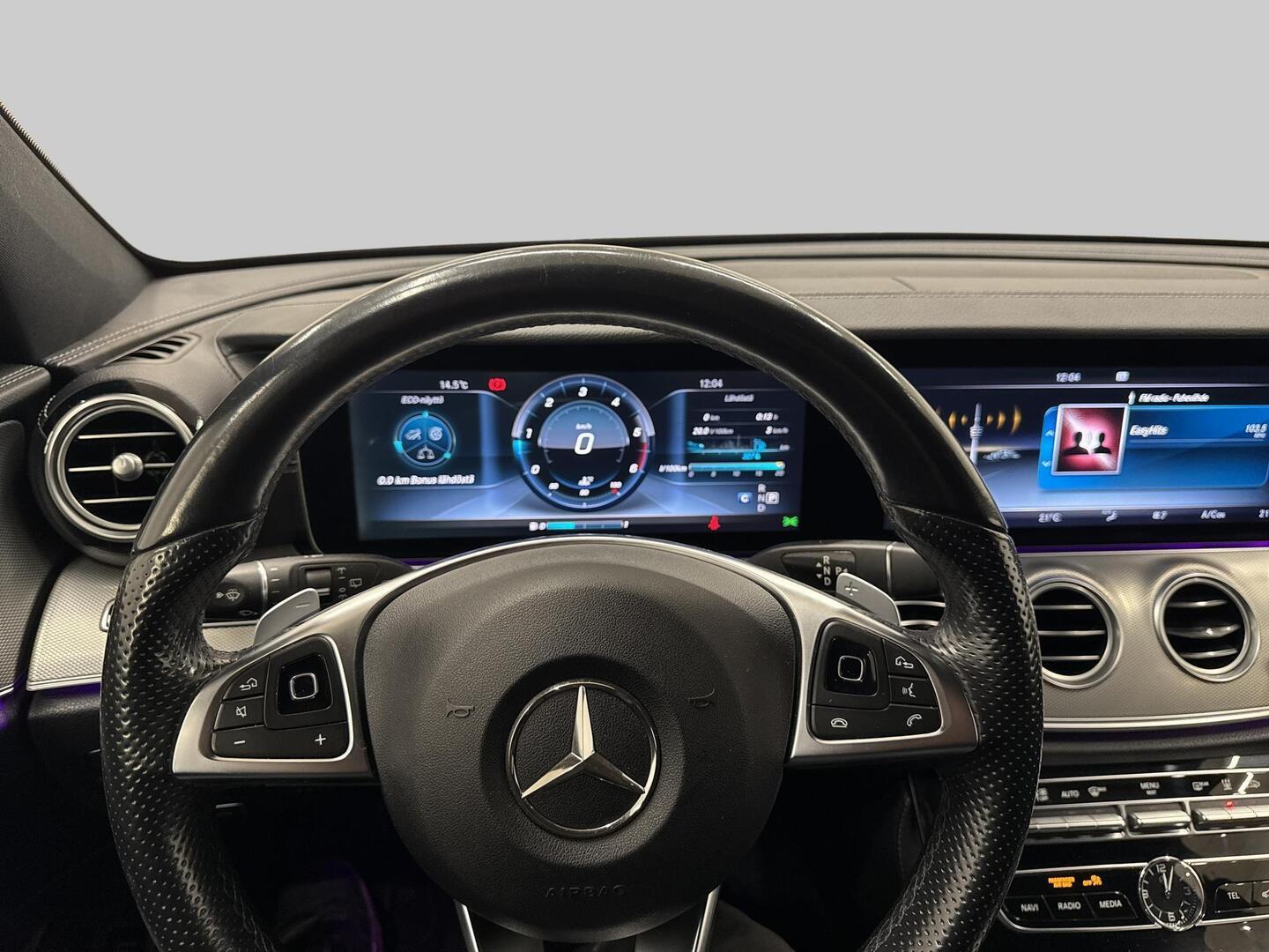 MERCEDES-BENZ E 2017