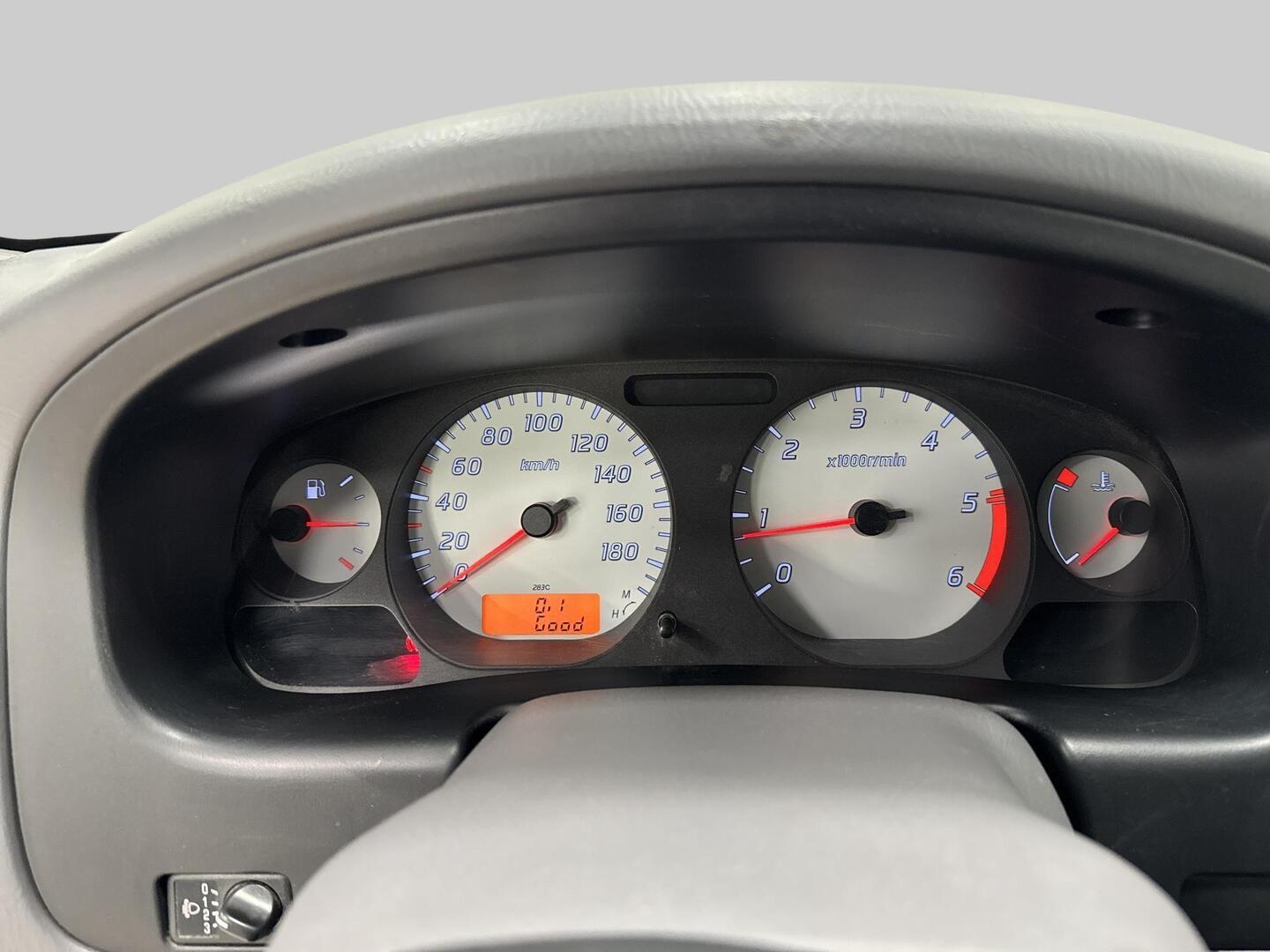 NISSAN NP300 2008
