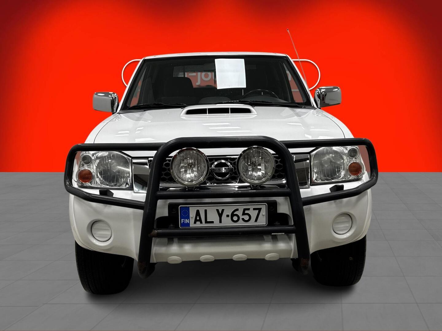NISSAN NP300 2008