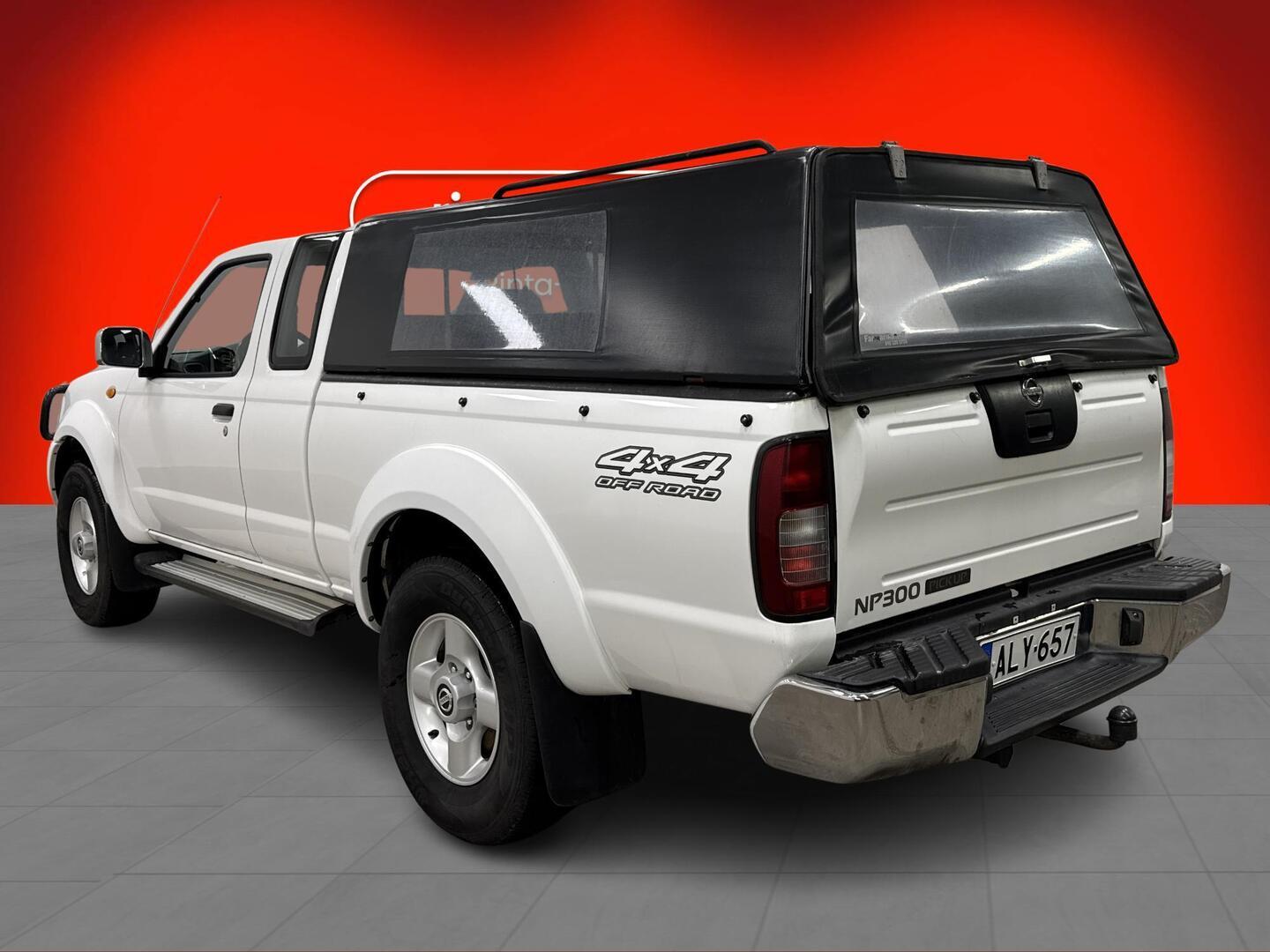 NISSAN NP300 2008
