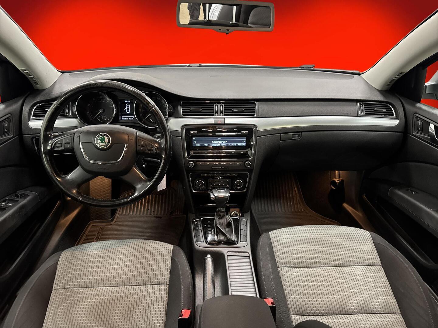 SKODA Superb 2009
