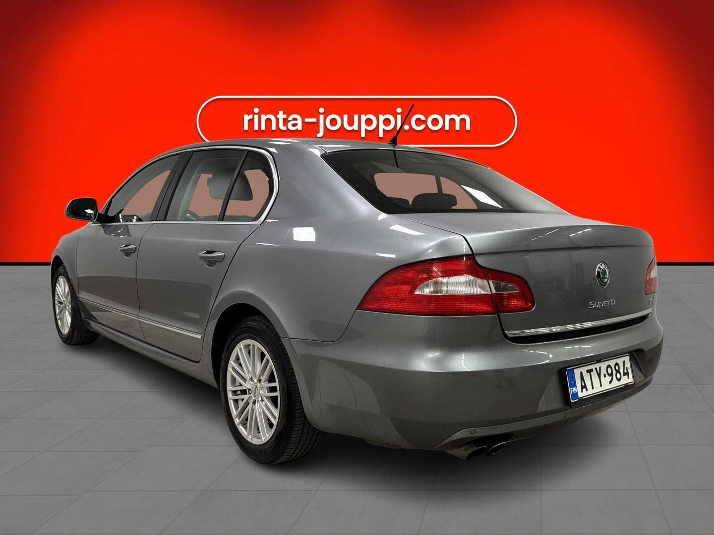 SKODA Superb 2009