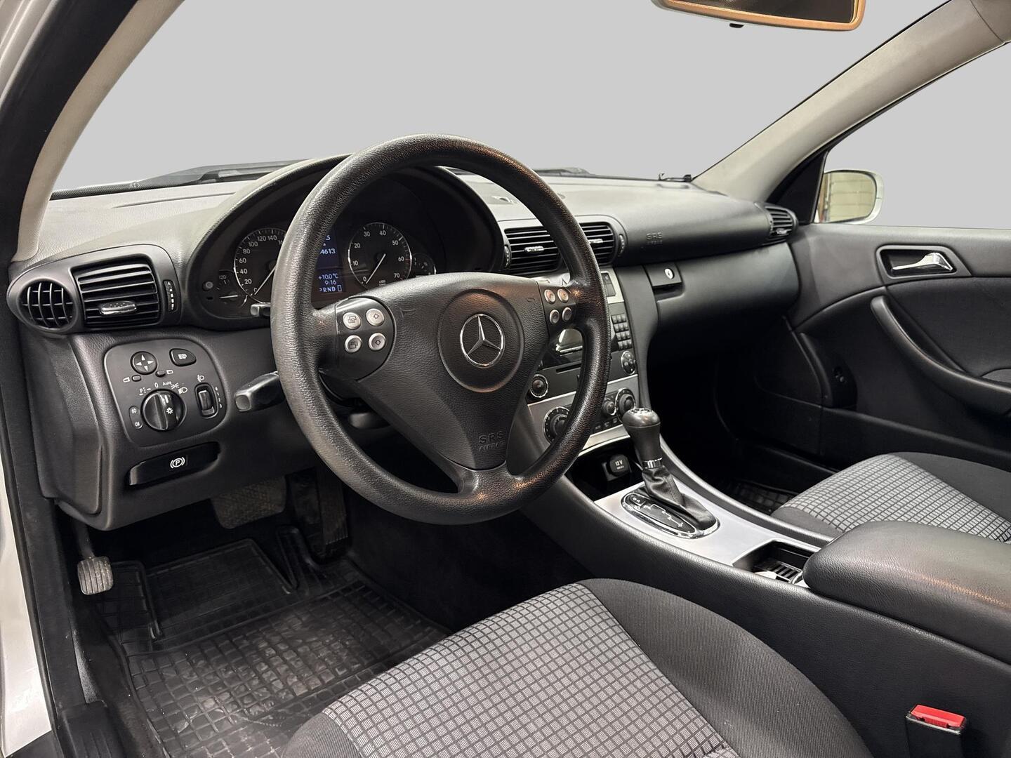 MERCEDES-BENZ C 2006