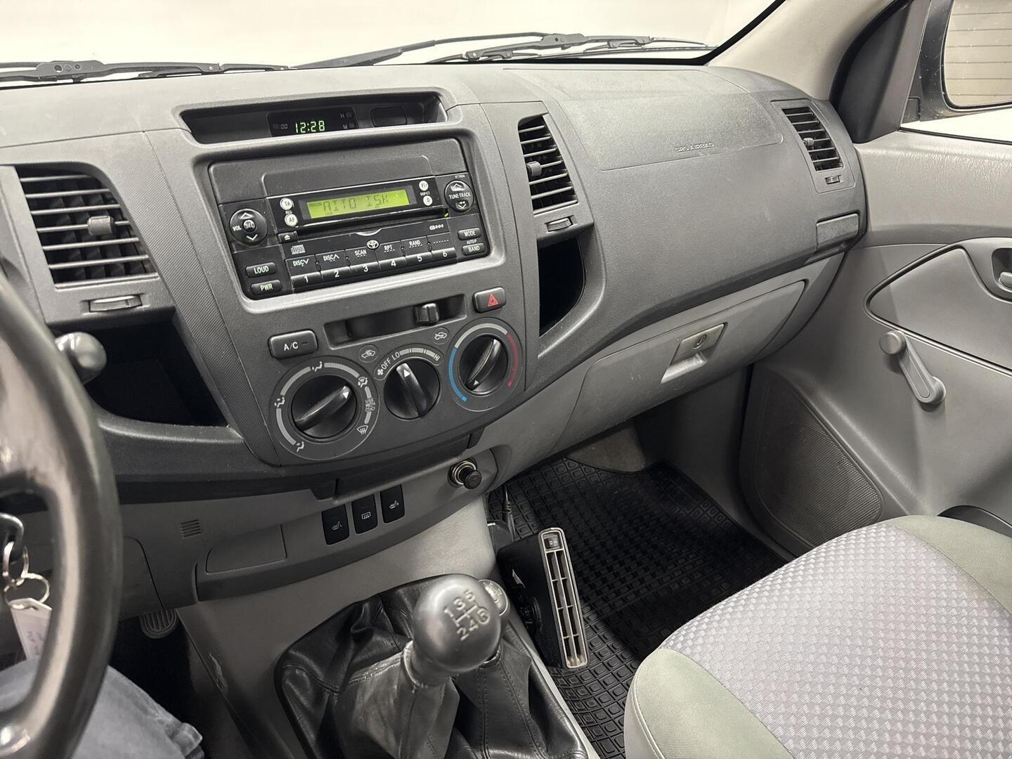 TOYOTA Hilux 2008
