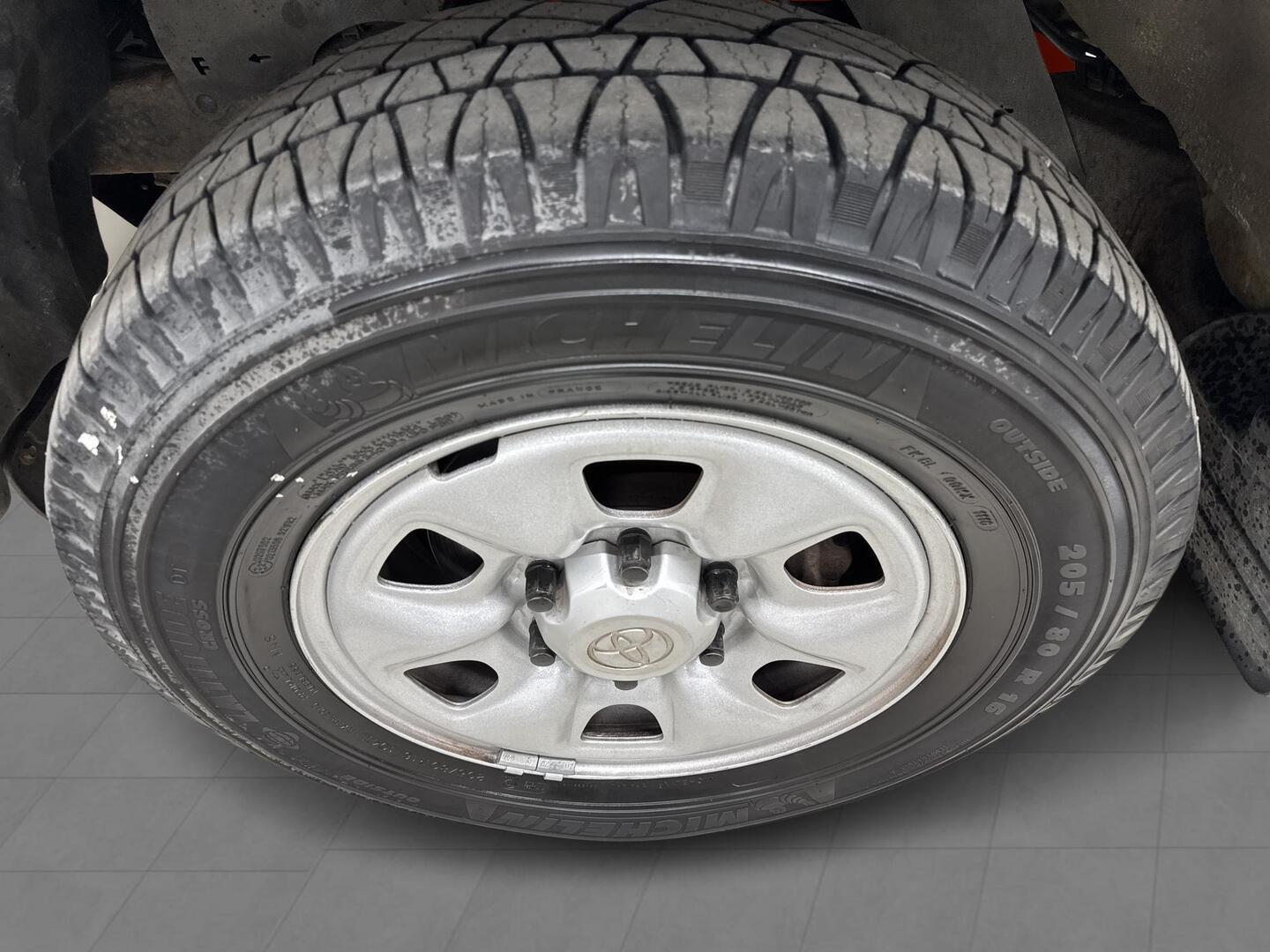 TOYOTA Hilux 2008