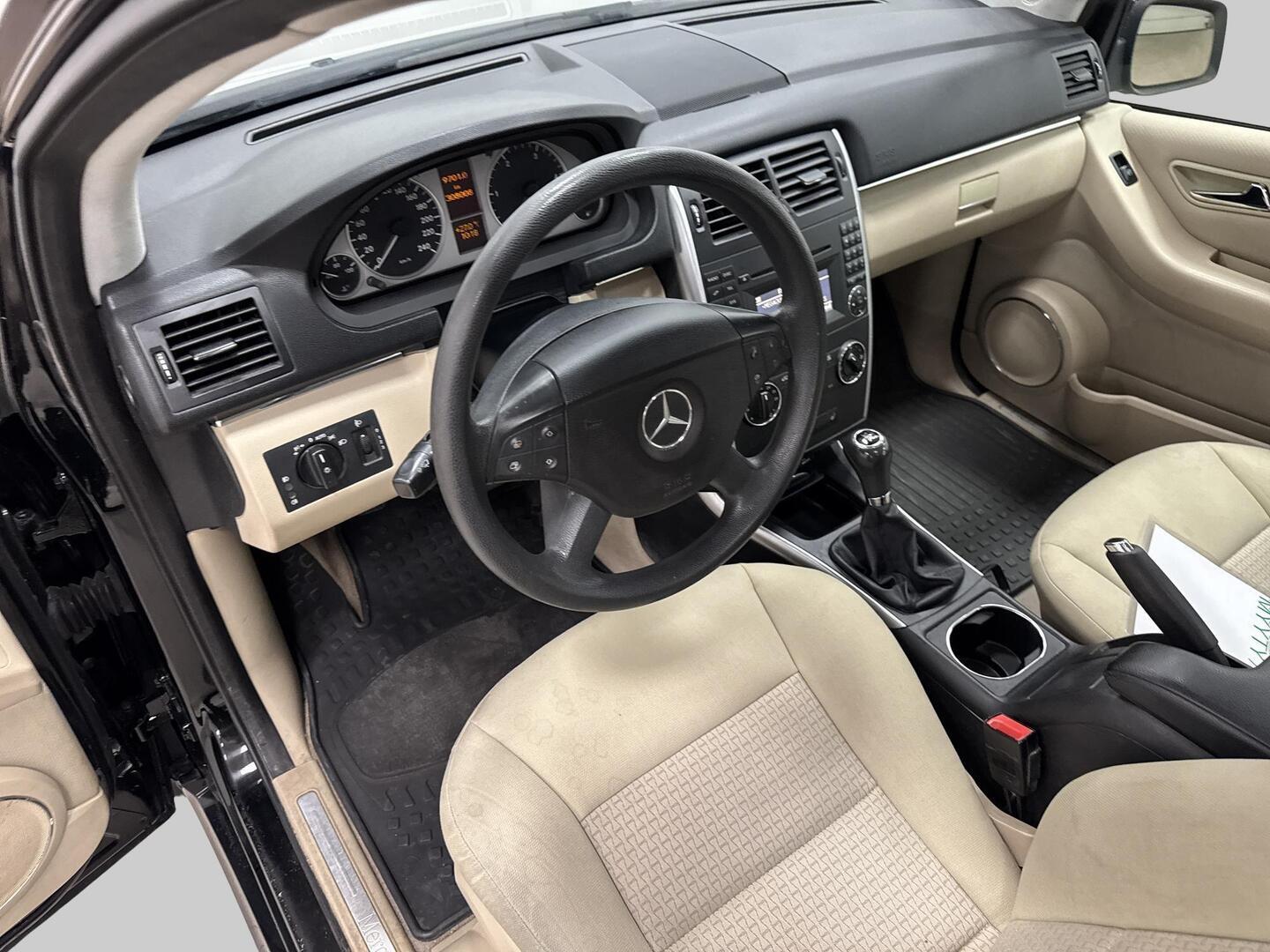 MERCEDES-BENZ B 2008