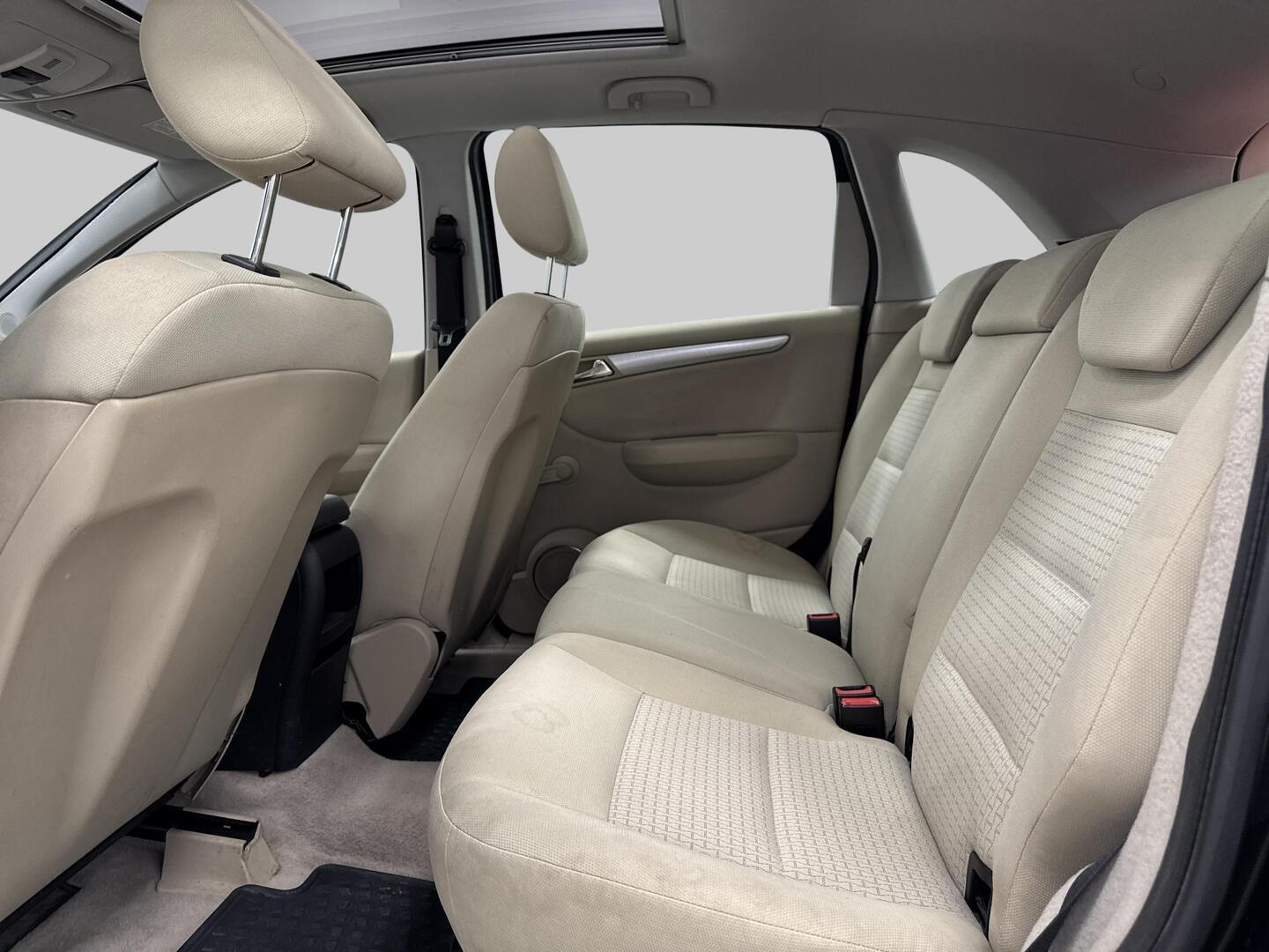 MERCEDES-BENZ B 2008