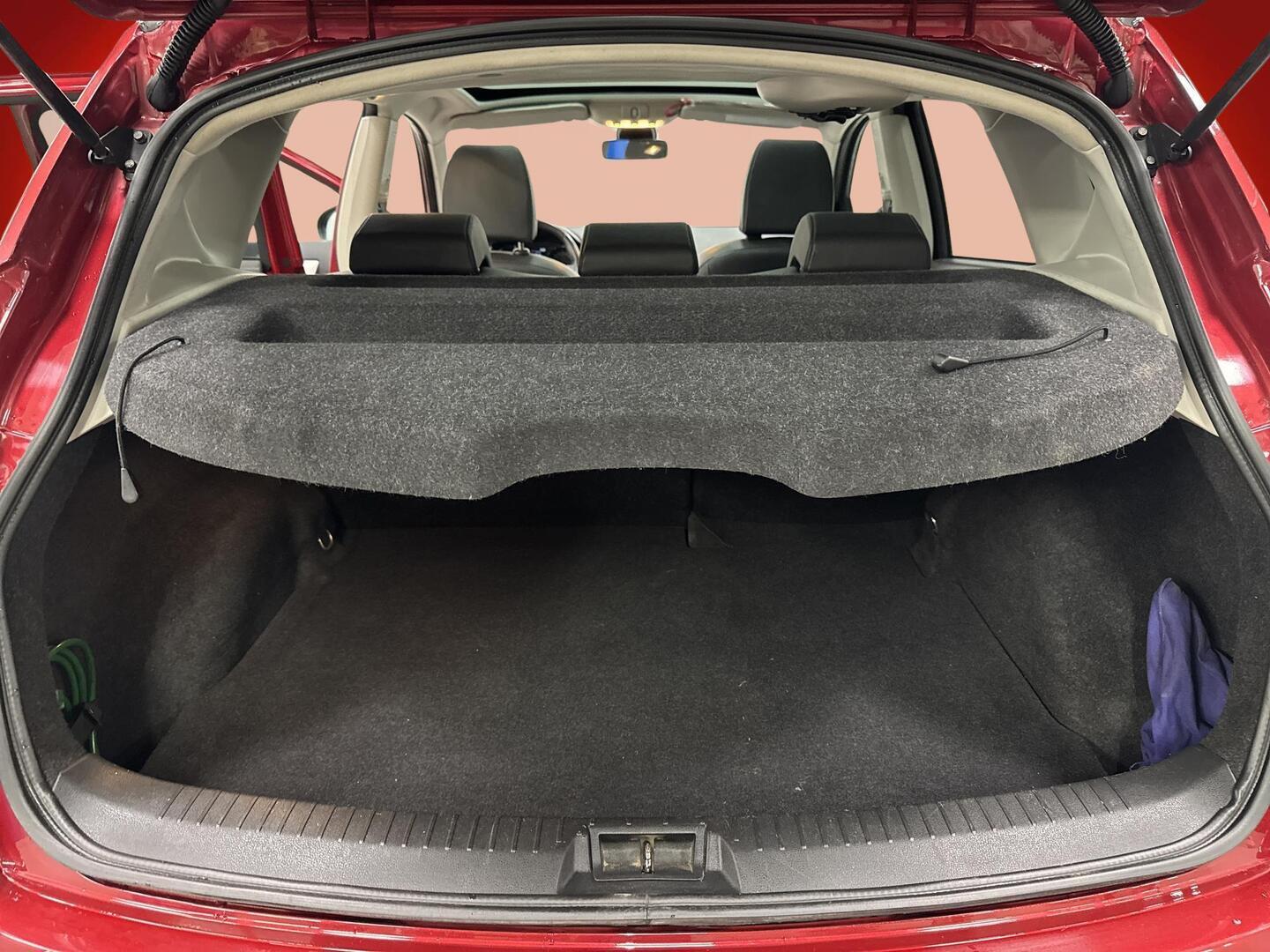 NISSAN Qashqai 2012