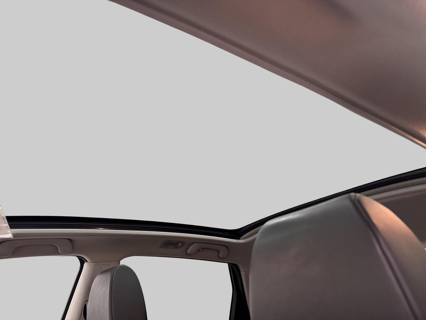 NISSAN Qashqai 2012