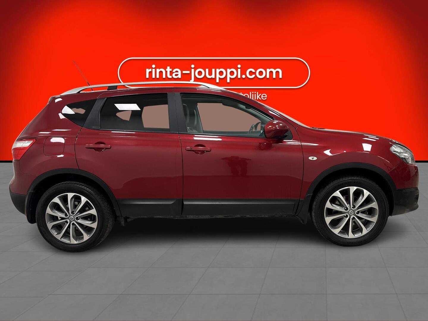 NISSAN Qashqai 2012