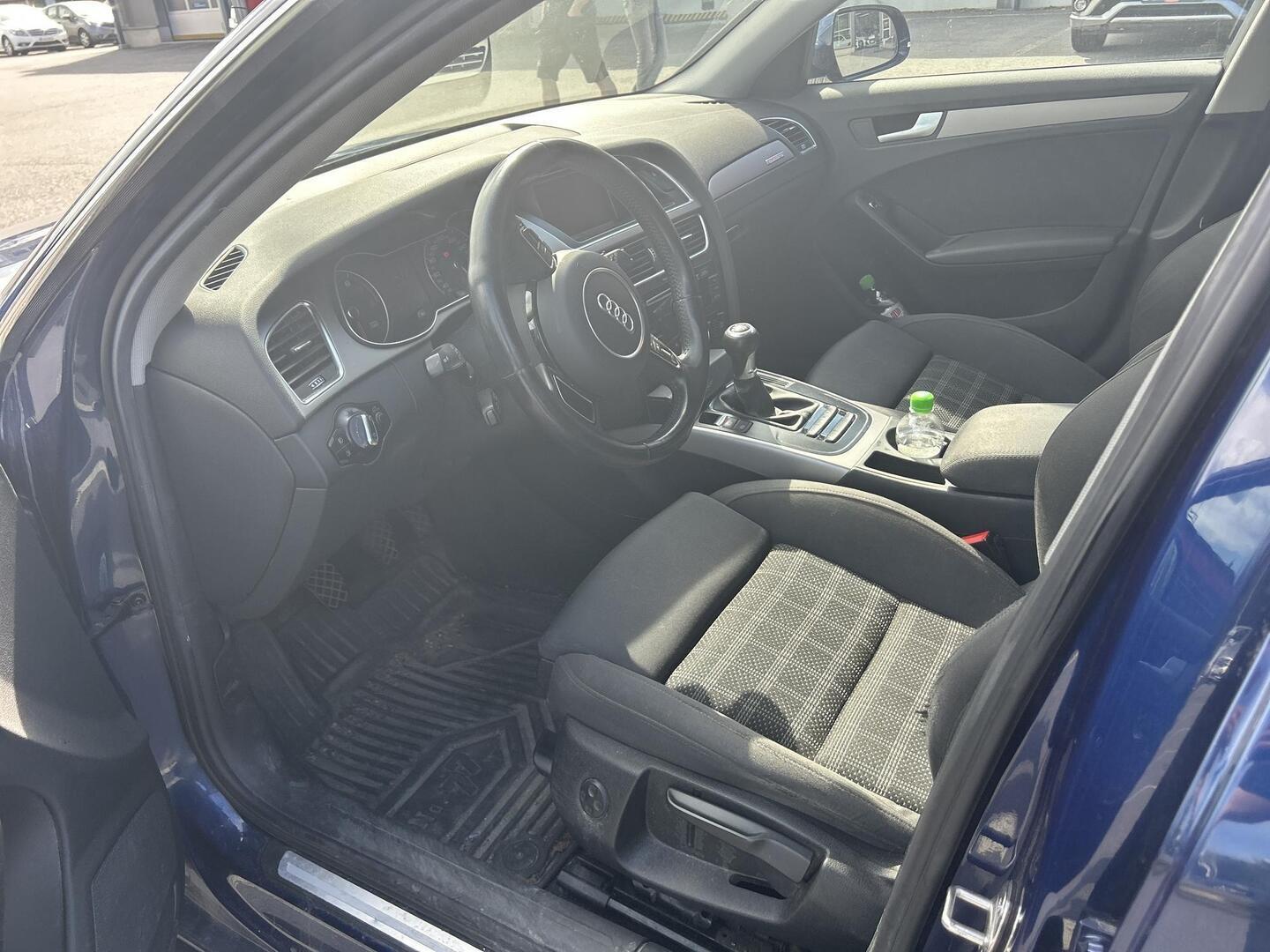 AUDI A4 2013