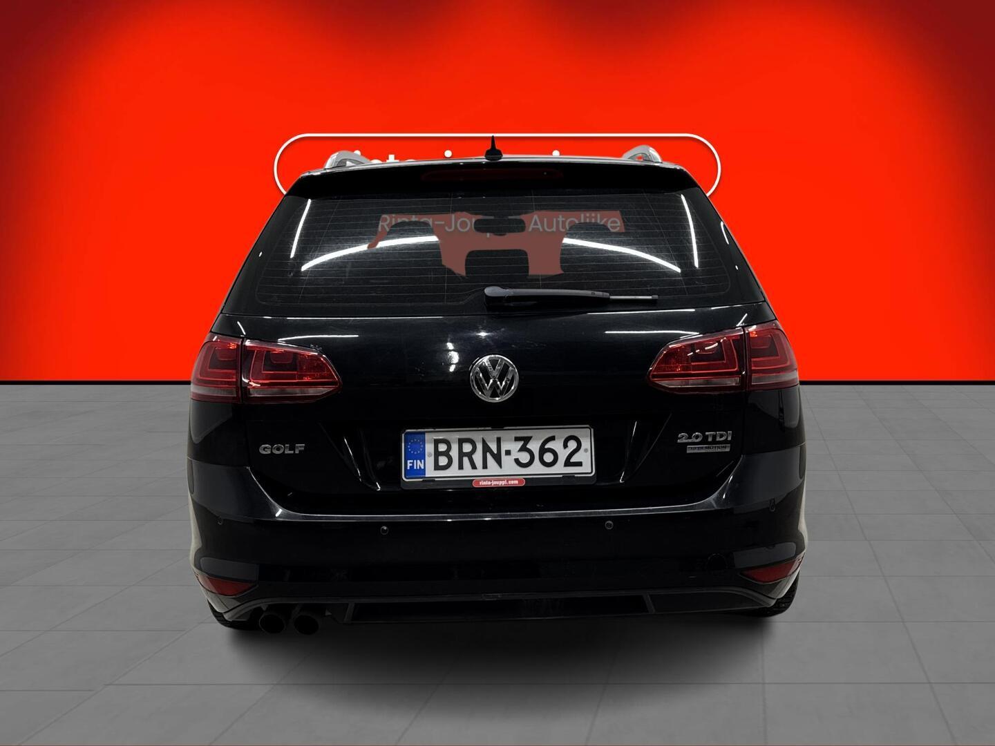 VOLKSWAGEN Golf 2014