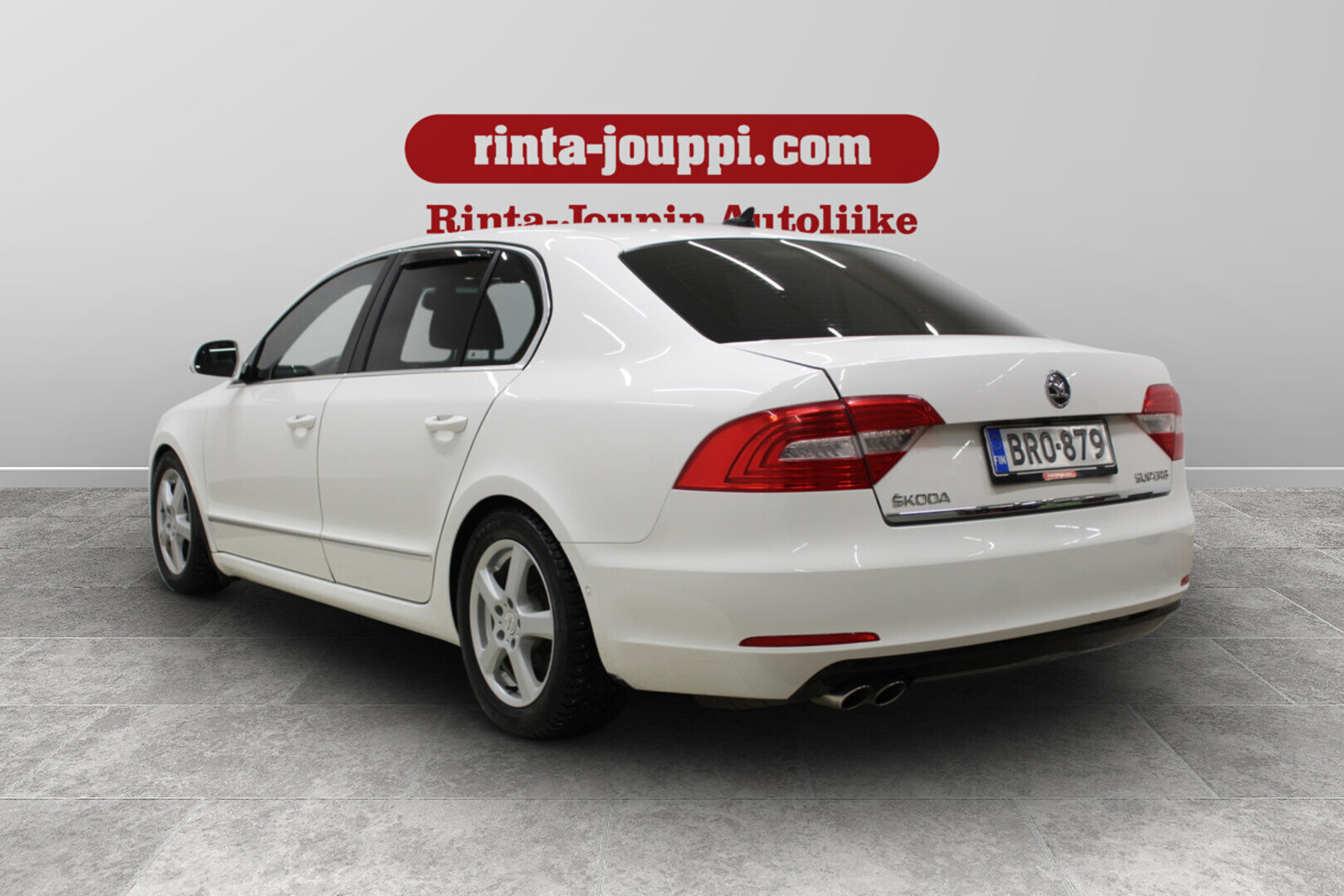 SKODA Superb 2014