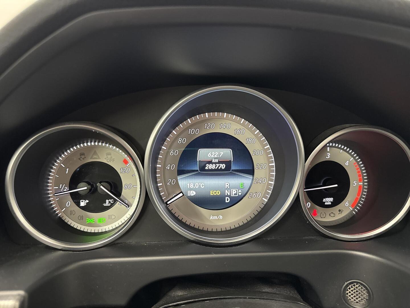 MERCEDES-BENZ E 2014