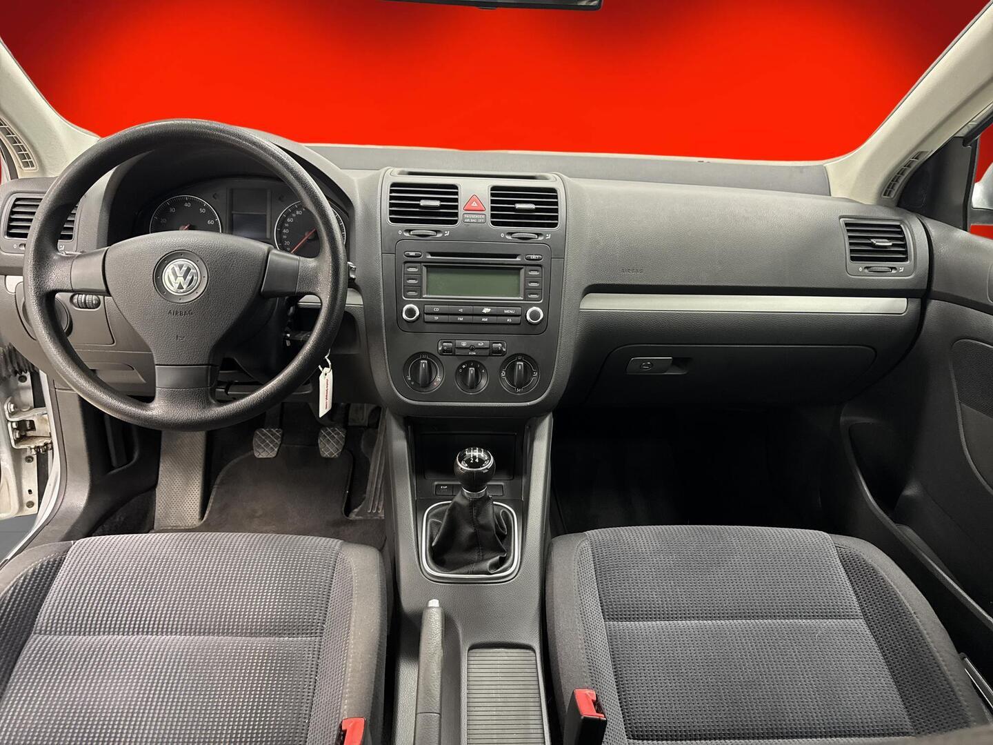 VOLKSWAGEN Jetta 2005