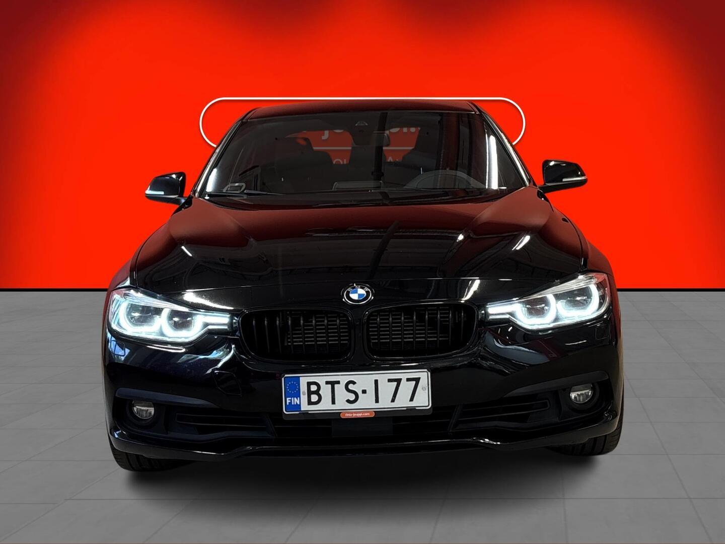 BMW 330 2017