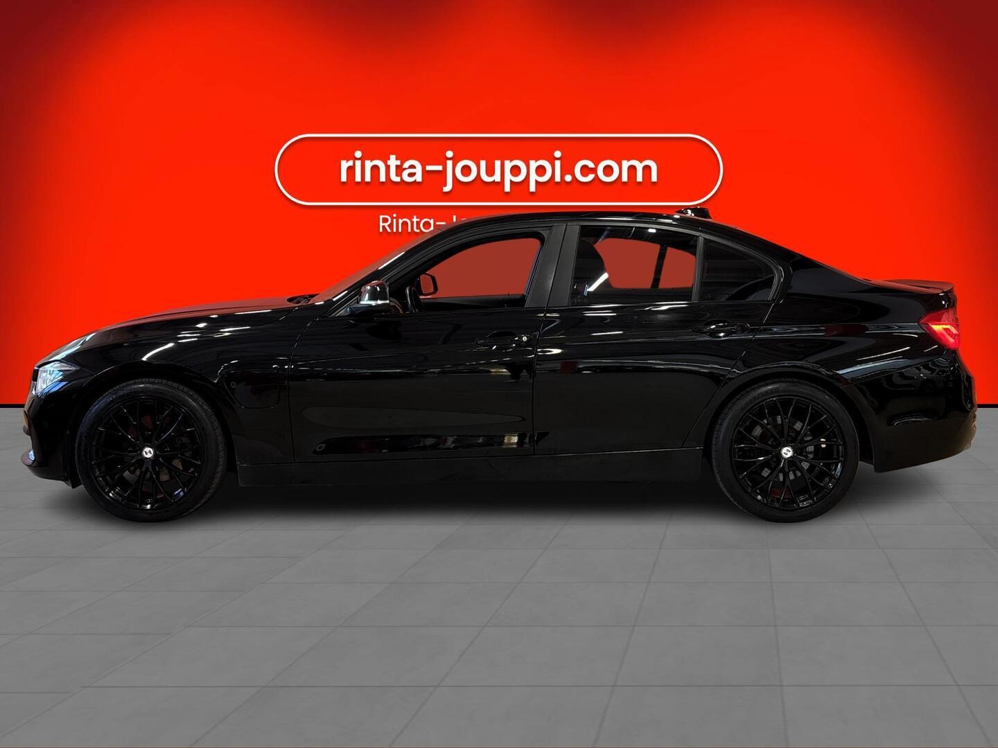 BMW 330 2017