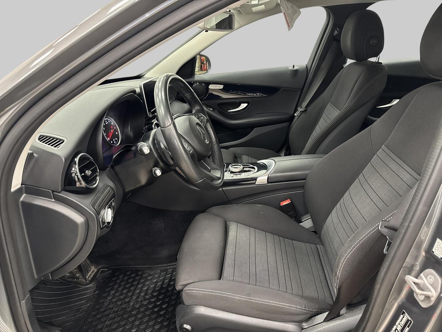 MERCEDES-BENZ C 2017