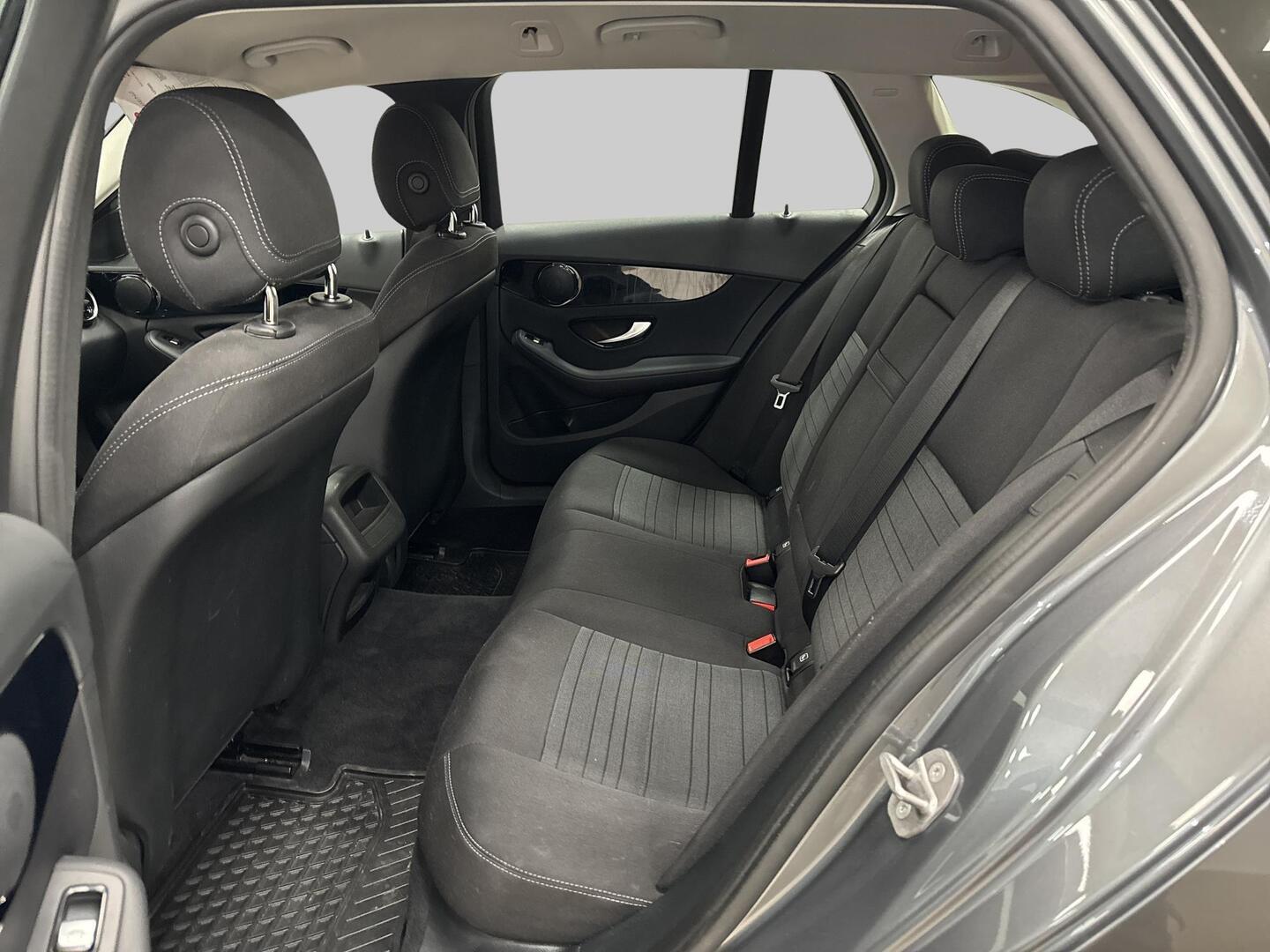 MERCEDES-BENZ C 2017