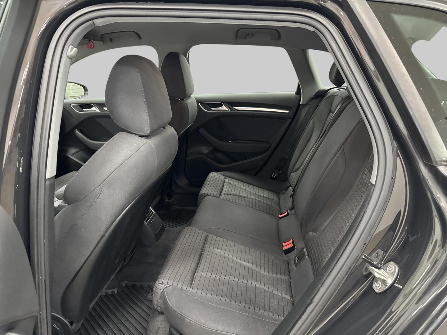 AUDI A3 2017
