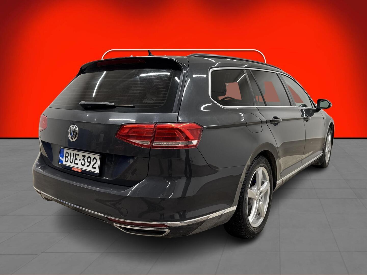 VOLKSWAGEN Passat 2017