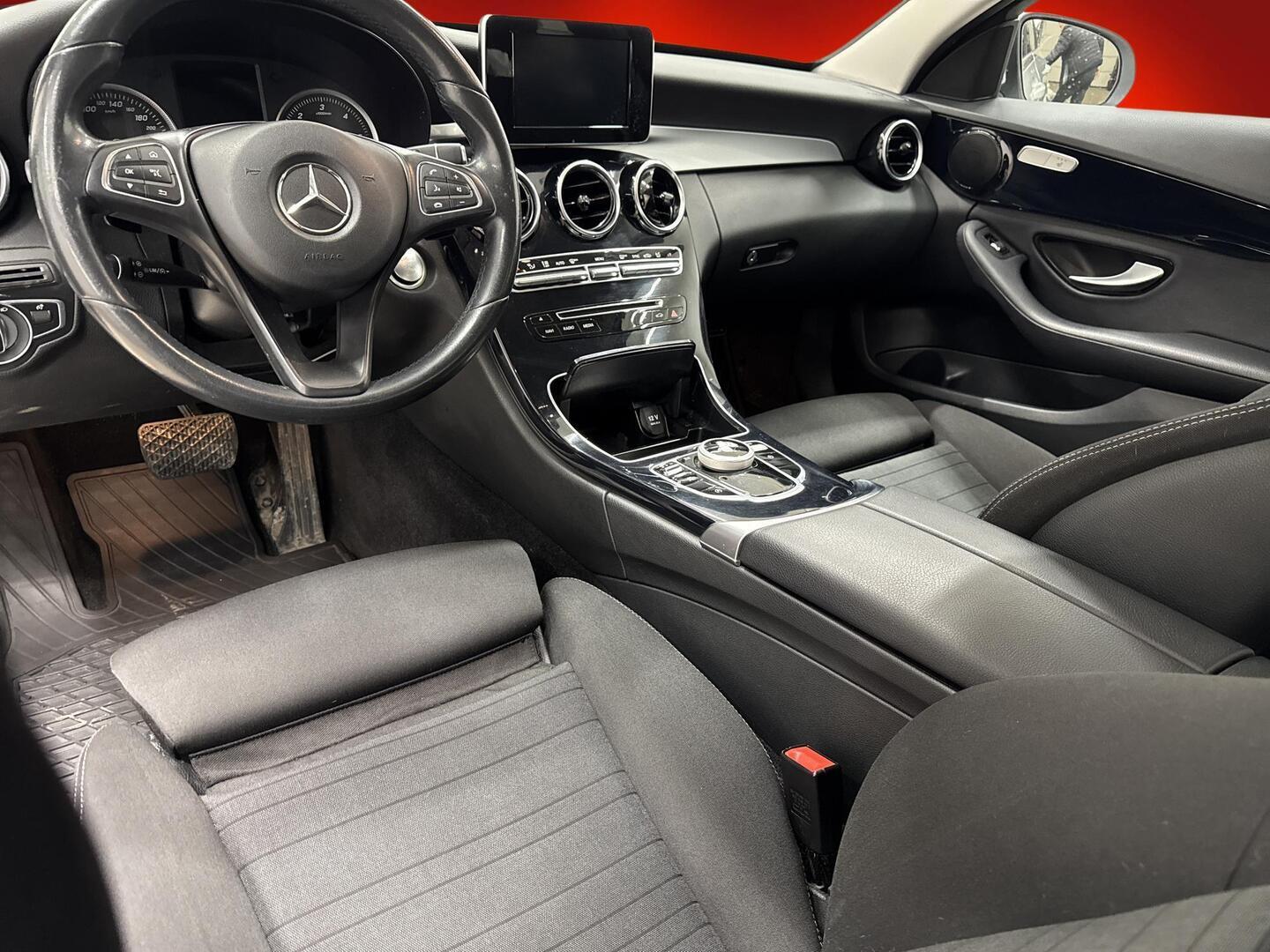 MERCEDES-BENZ C 2017