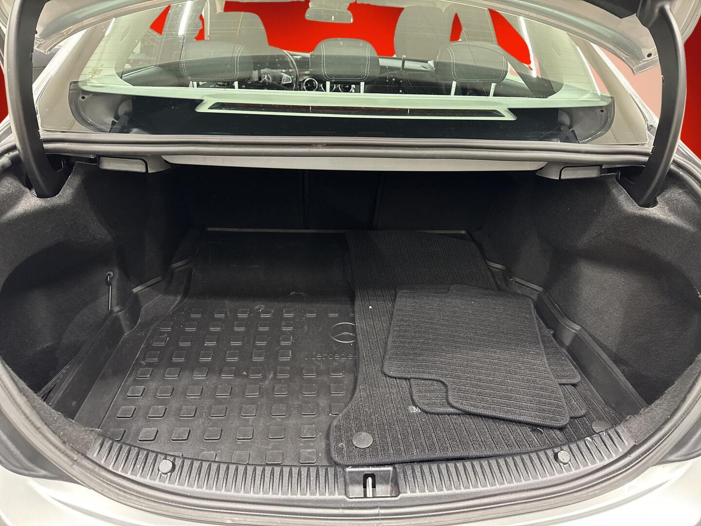 MERCEDES-BENZ C 2017