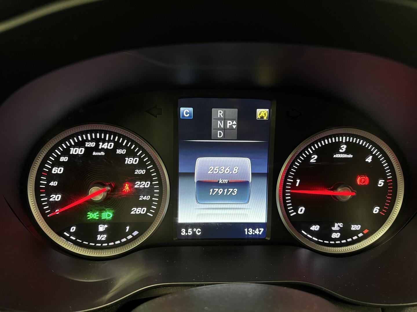 MERCEDES-BENZ C 2017