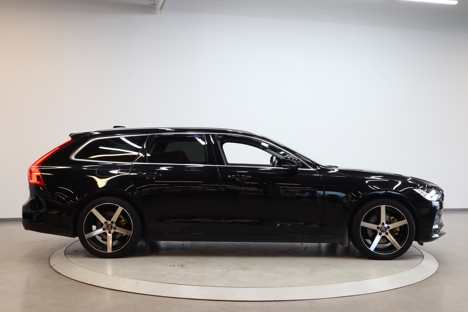 VOLVO V90 2017