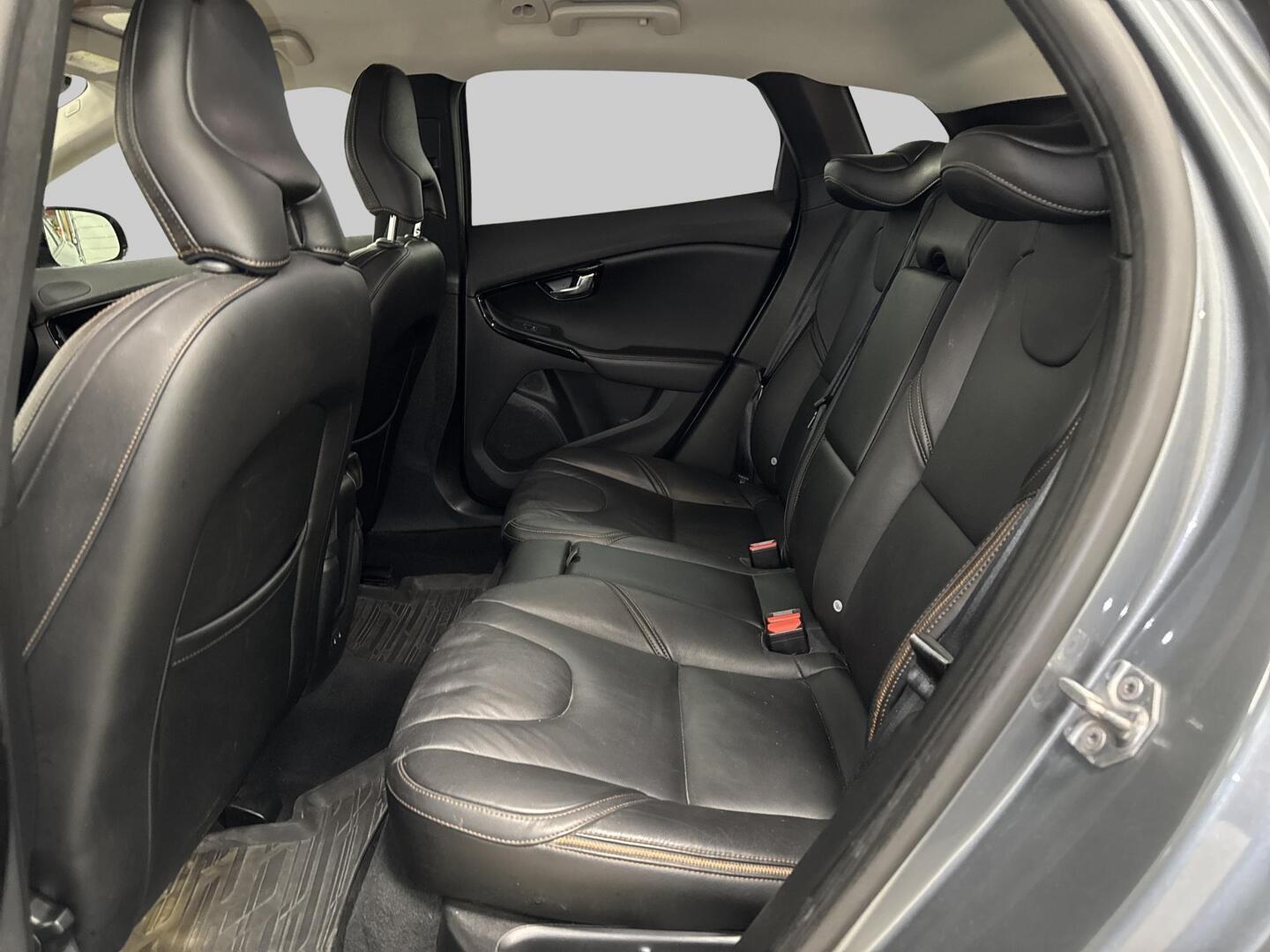 VOLVO V40 Cross Country 2019