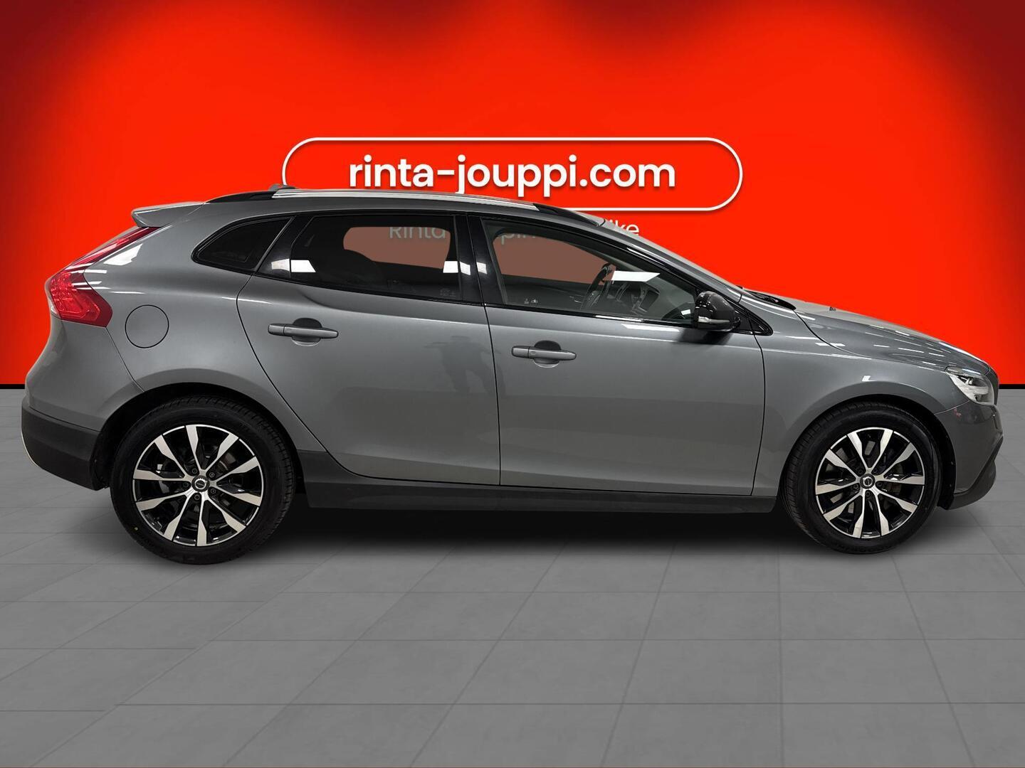 VOLVO V40 Cross Country 2019