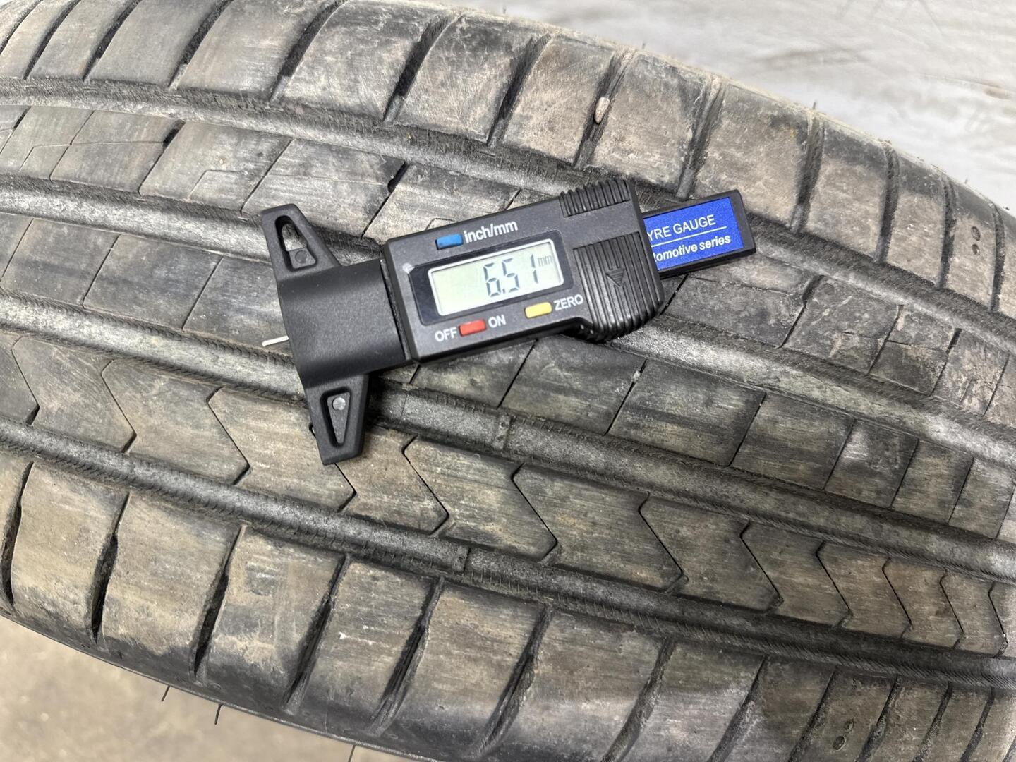 SUBARU FORESTER 2018