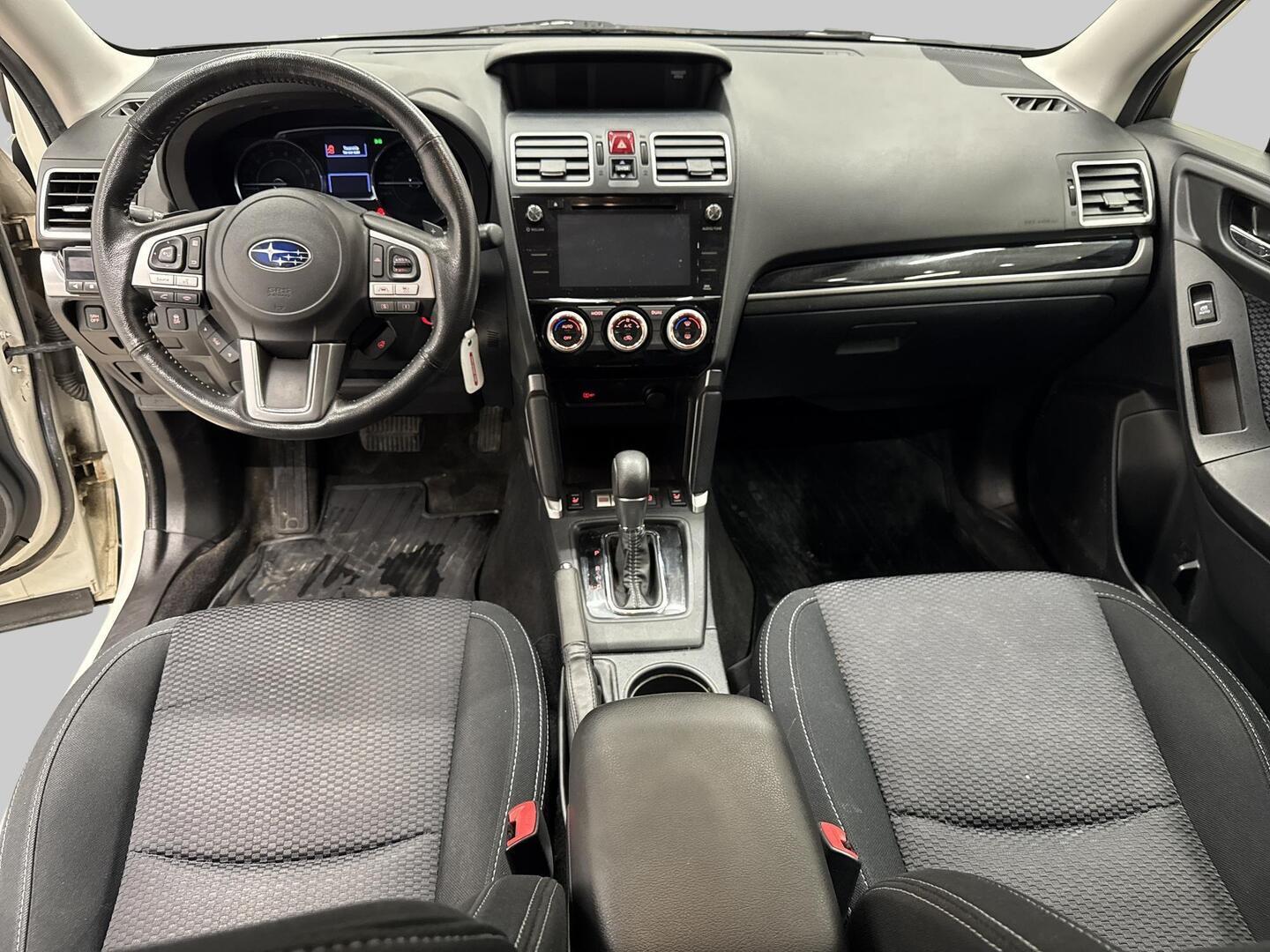 SUBARU FORESTER 2018