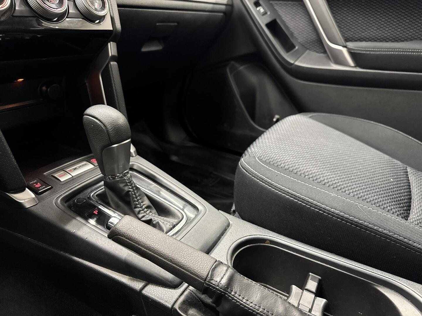 SUBARU FORESTER 2018